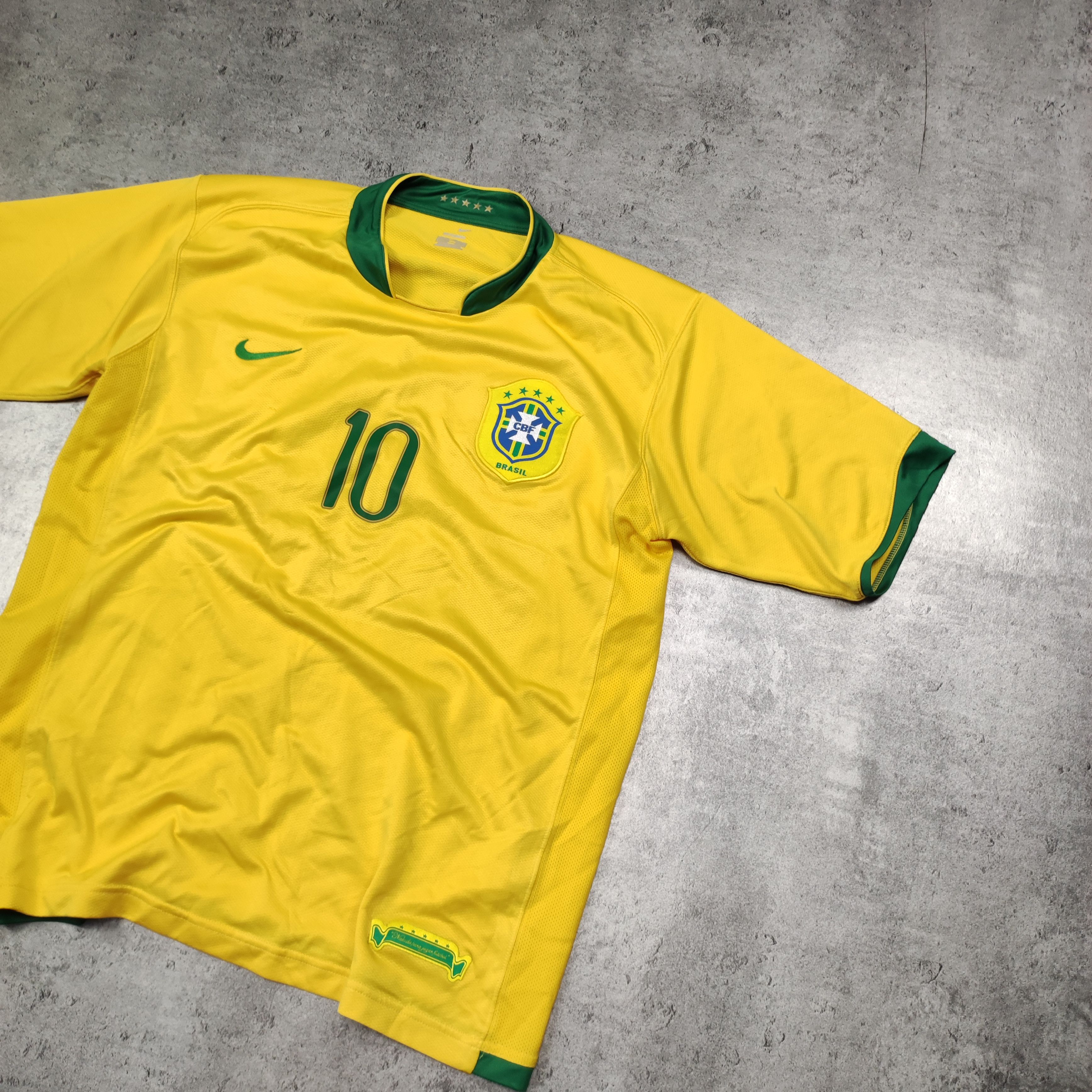 Nike RARE Vintage Brazil National Team x Nike Football Jersey Size US XL / EU 56 / 4 - 3 Thumbnail