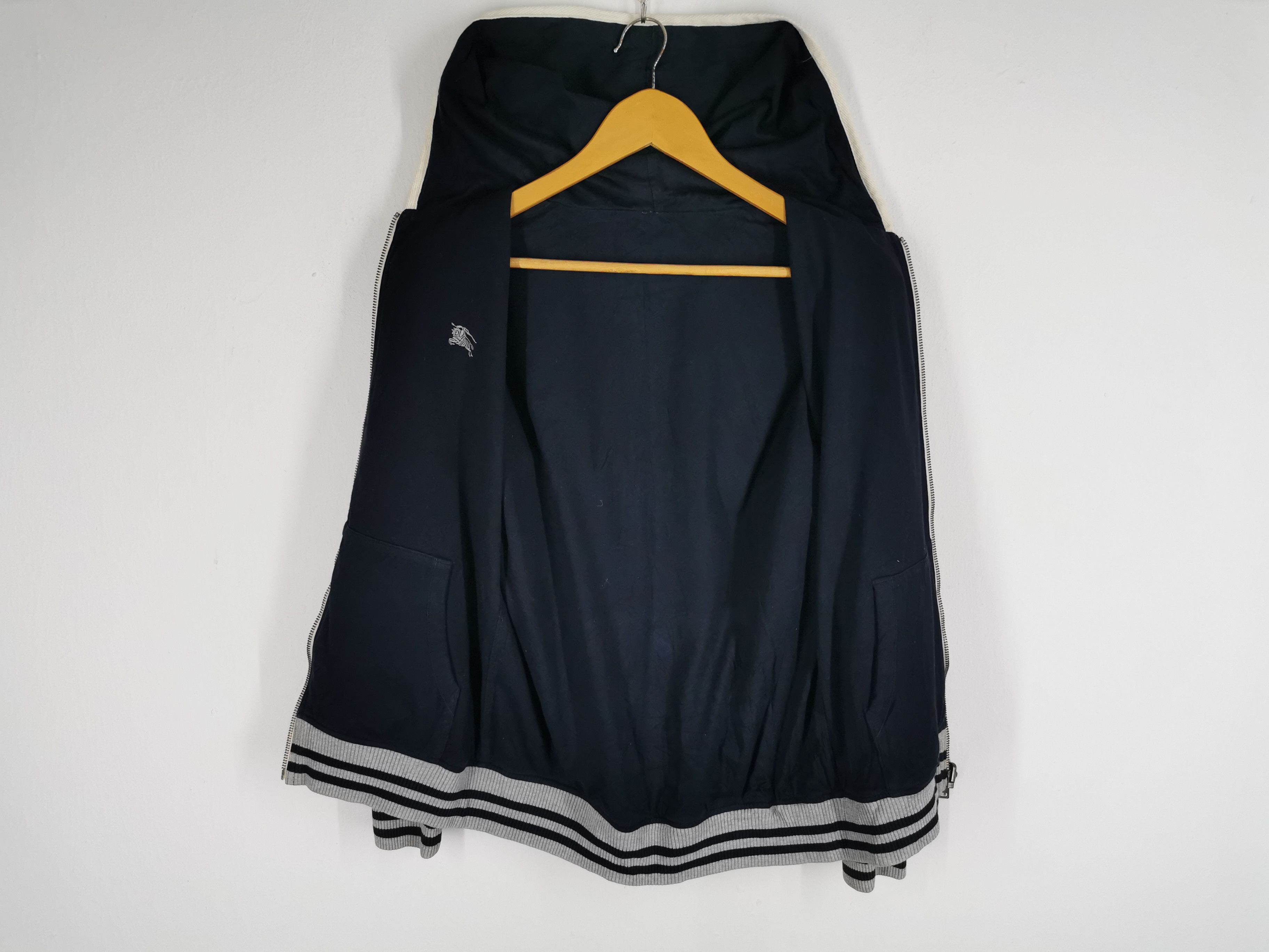 Burberry Burberry Riversible Windbreaker Nylon Jacket Size M Size US M / EU 48-50 / 2 - 2 Thumbnail