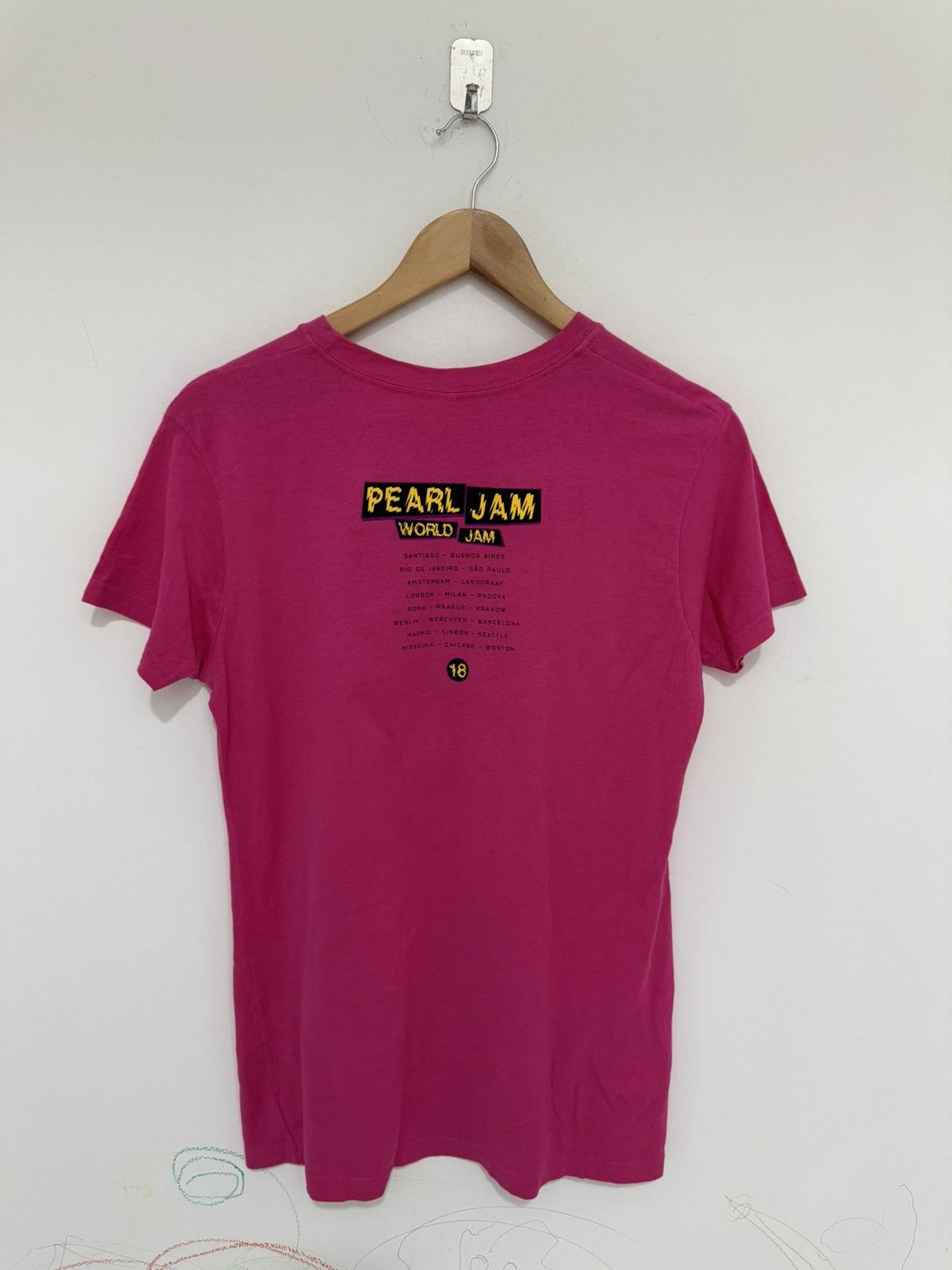 Vintage Pearl Jam Band T-Shirt 2018 Tour Grunge Rock Metal Concert in Black, Women's (Size Xl) — image 2 of 6