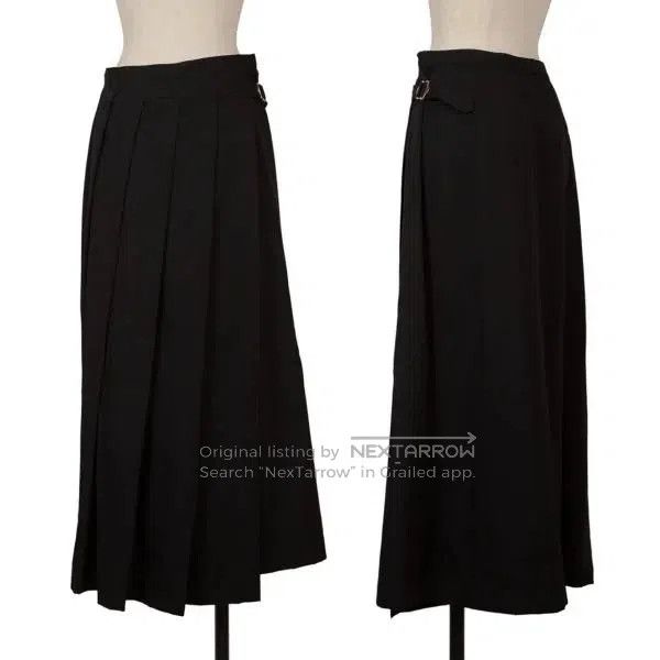Comme des Garcons Comme Des Garcons size M Black retro pleated dress Size 25" / US 0 / IT 36 - 1 Thumbnail