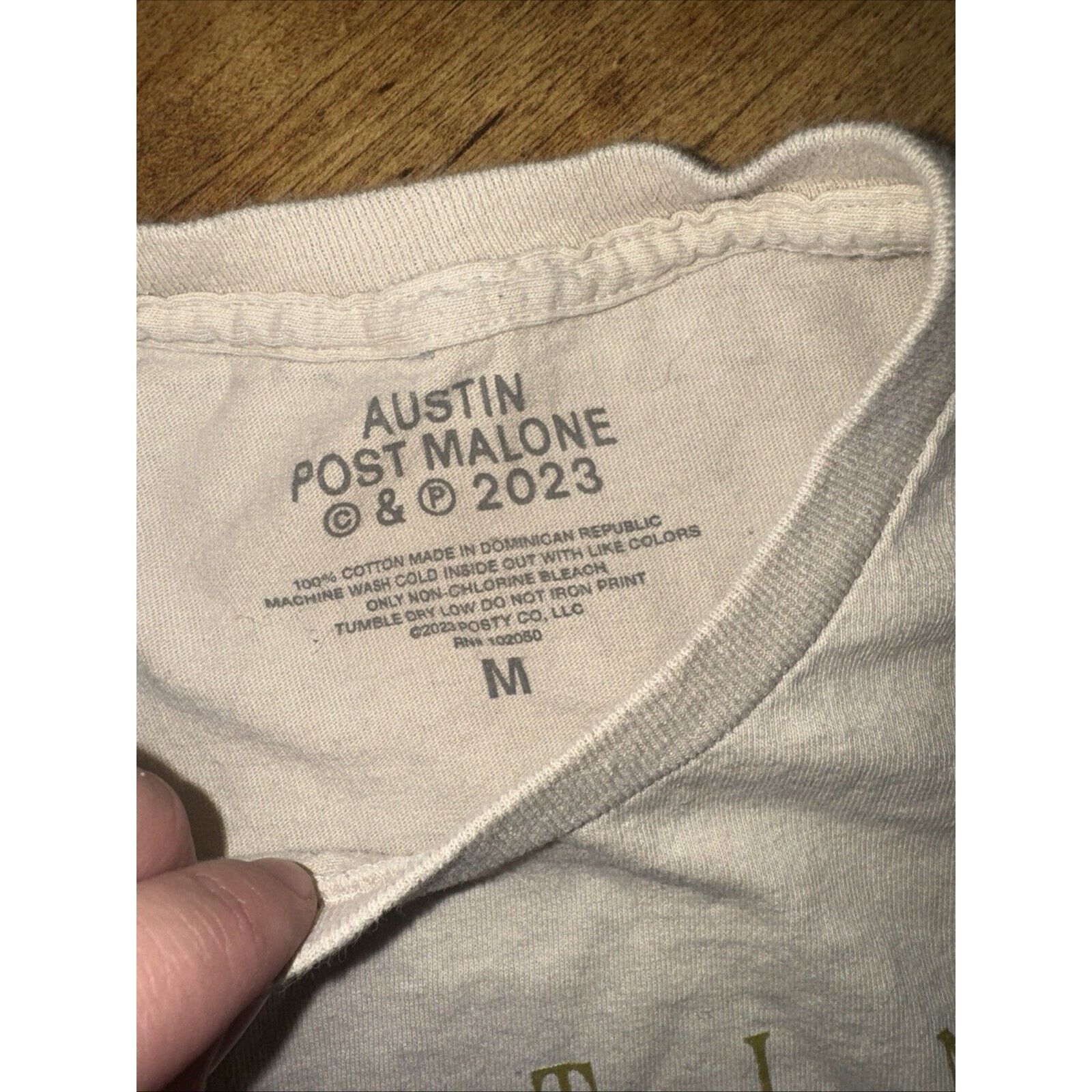 Band Tees × Rap Tees 2023 Austin Post Malone T-Shirt Tan Medium 17x25 Size US M / EU 48-50 / 2 - 5 Thumbnail