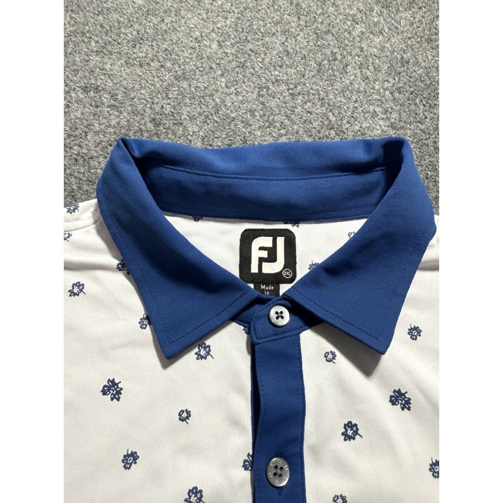 Footjoy FootJoy Polo Shirt 2XL White Floral Short Sleeve Stretch Pique Golf Men’s Regular Logo Size US XXL / EU 58 / 5 - 6 Thumbnail