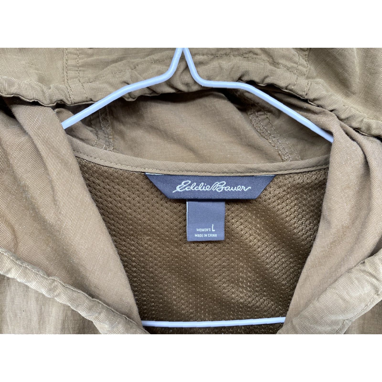 Eddie Bauer Eddie Bauer Hooded Nylon Full Zip Beige Jacket Size L Outdoors Size L / US 10 / IT 46 - 2 Thumbnail