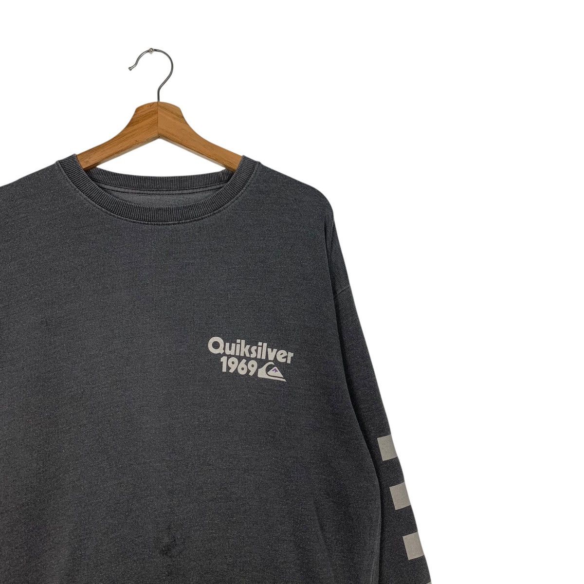 Quiksilver QUIKSILVER Sleeve Big Logo Faded Gray Sweatshirt #1901-C83 Size US M / EU 48-50 / 2 - 5 Thumbnail