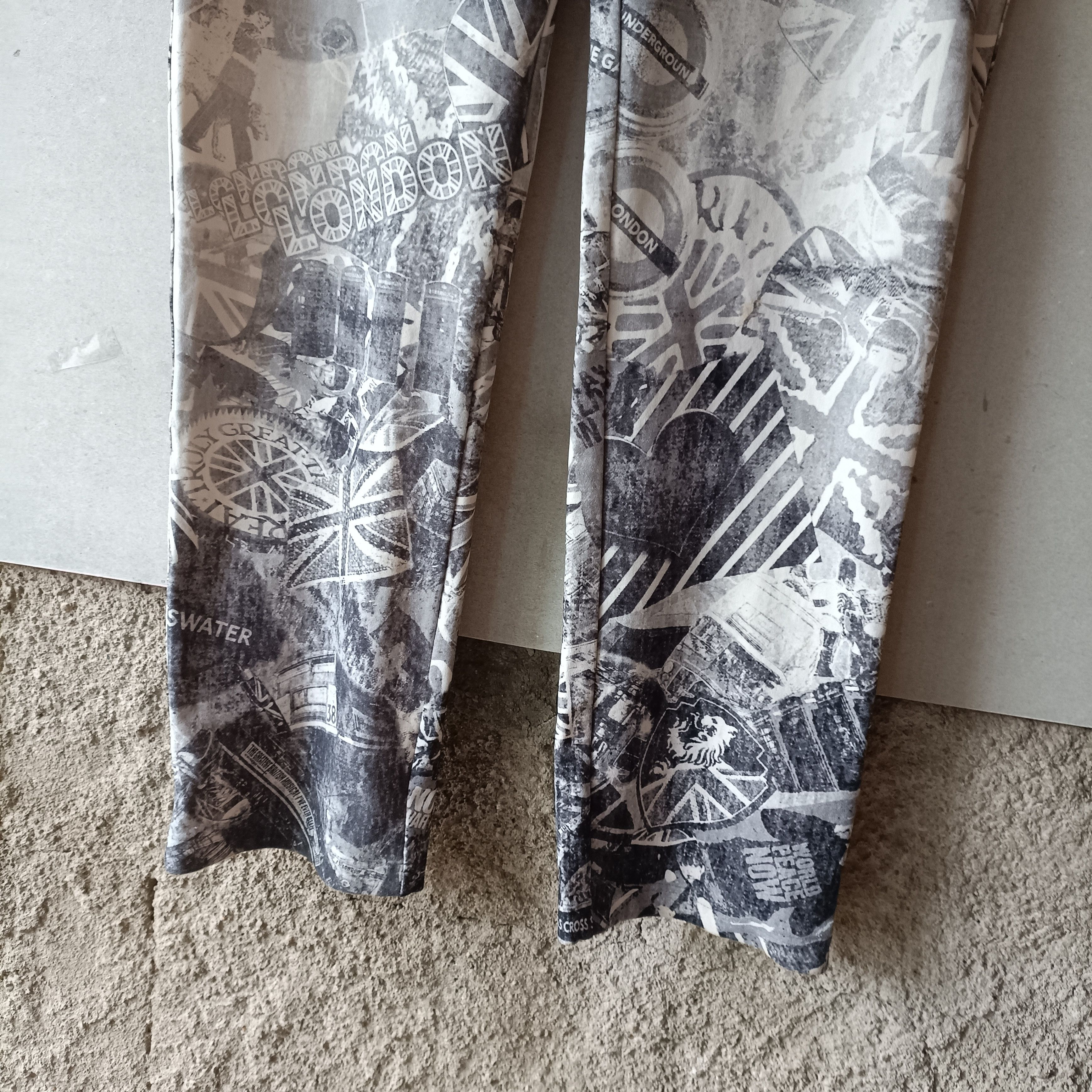 Katharine Hamnett London Katherine Hamnett London Underground Printed Legging Pants Size 30" / US 8 / IT 44 - 11 Thumbnail