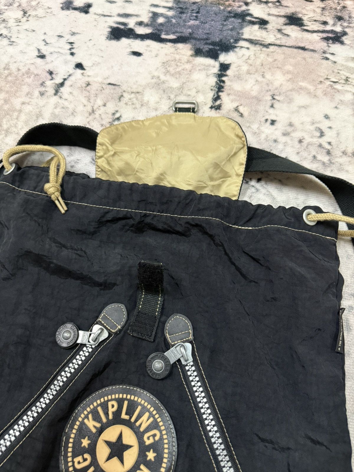 Japanese Brand × Vintage KIPLING NYLON DRAWSTRING BACKPACK Size ONE SIZE - 9 Thumbnail