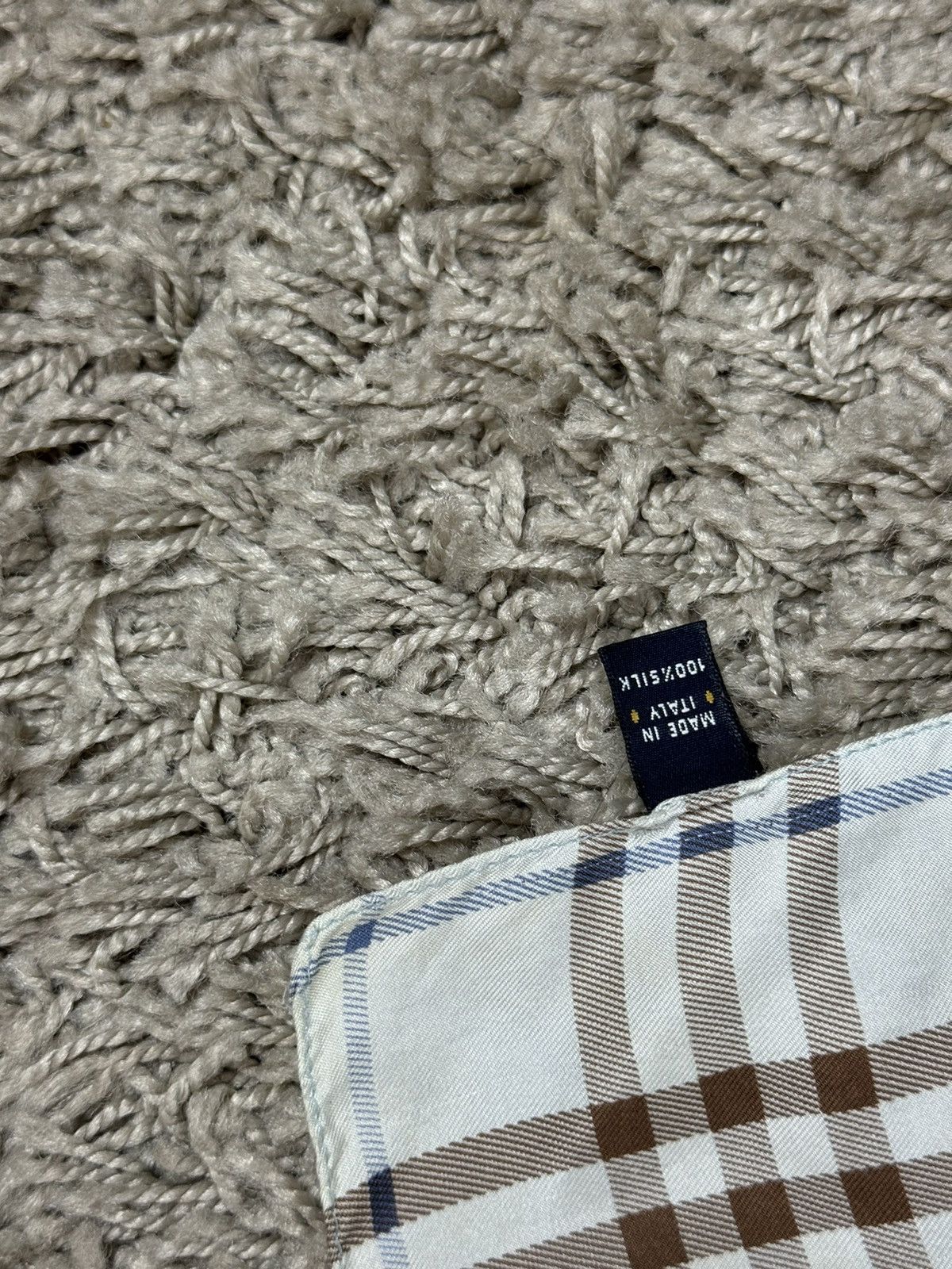 Burberry × Vintage Vintage Burberry 90s silk scarf original luxury item Size ONE SIZE - 3 Thumbnail