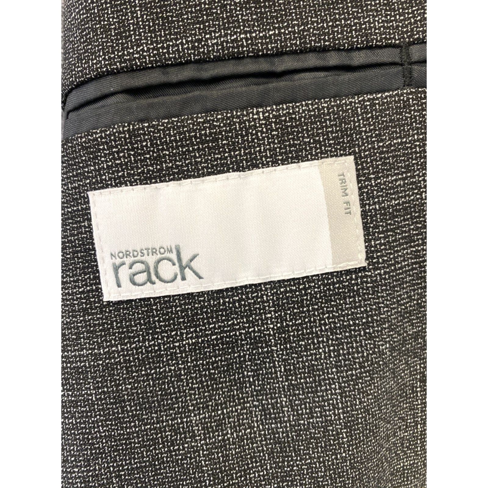 Nordstrom VINTAGE Nordstrom Men’s Blazer Sport Coat Single-Breasted 40R Gray Notch Lapel Lightweight Men's Size 40R - 5 Thumbnail