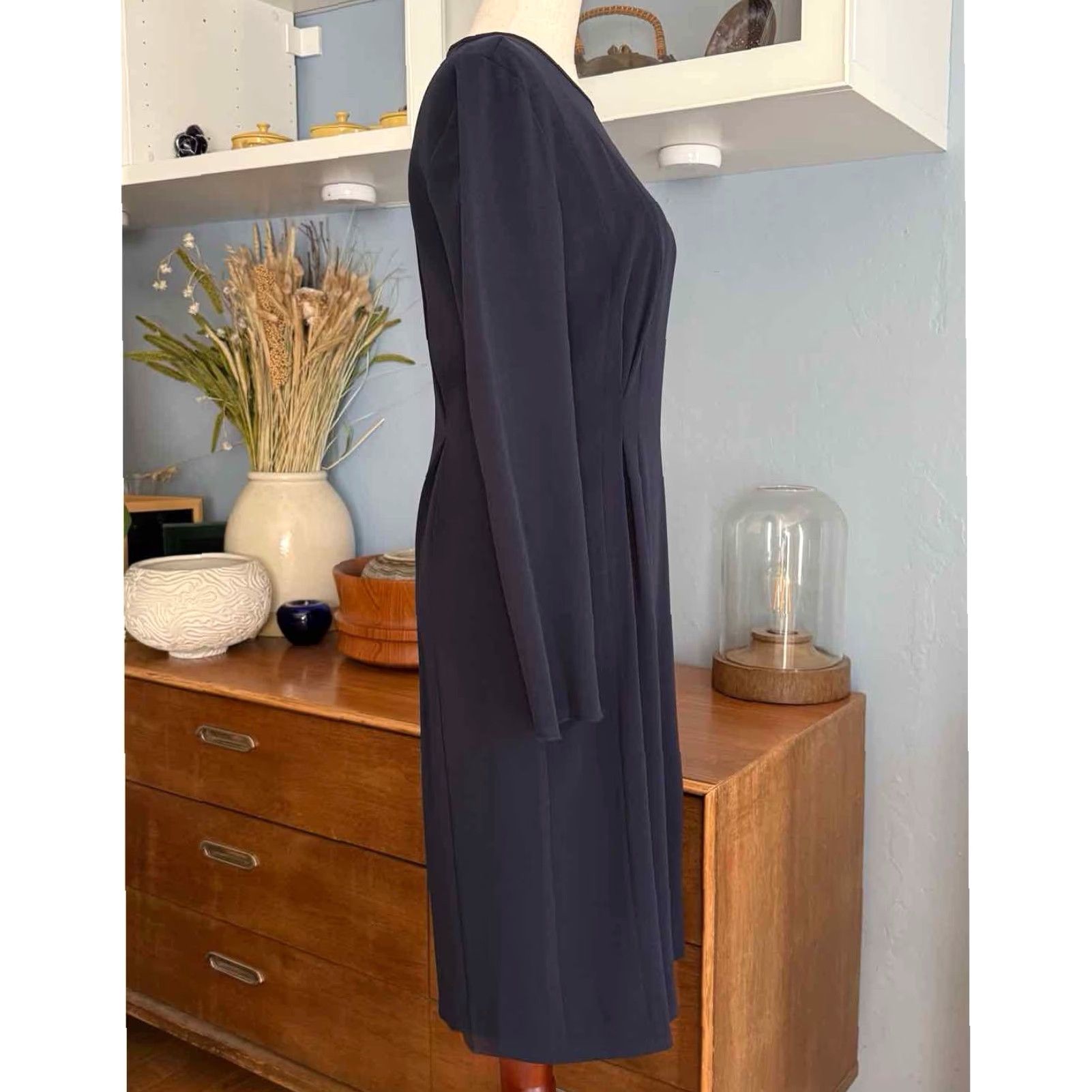 Vintage VINTAGE L.K. Bennett Navy Crepe Jessica Dress Sheath Size US 6 Size M / US 6-8 / IT 42-44 - 5 Thumbnail