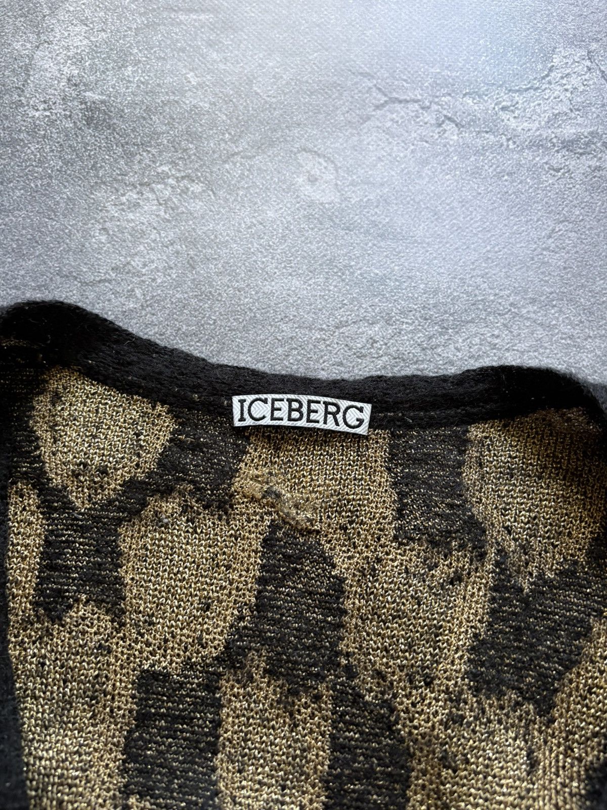 Iceberg Vintage Iceberg Luxury Black/Gold Button Up Mohair Cardigan Size M / US 6-8 / IT 42-44 - 6 Thumbnail
