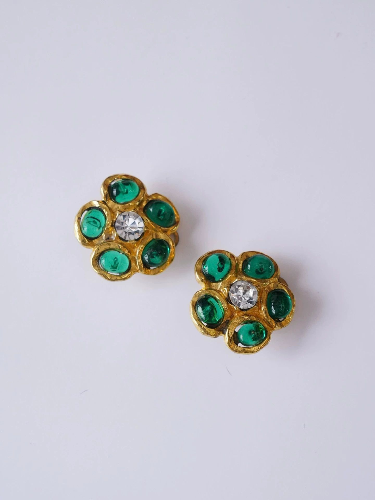 Chanel Chanel Vintage Green Glass Flower Rhinestone Earring 2.8cm Size ONE SIZE - 4 Thumbnail