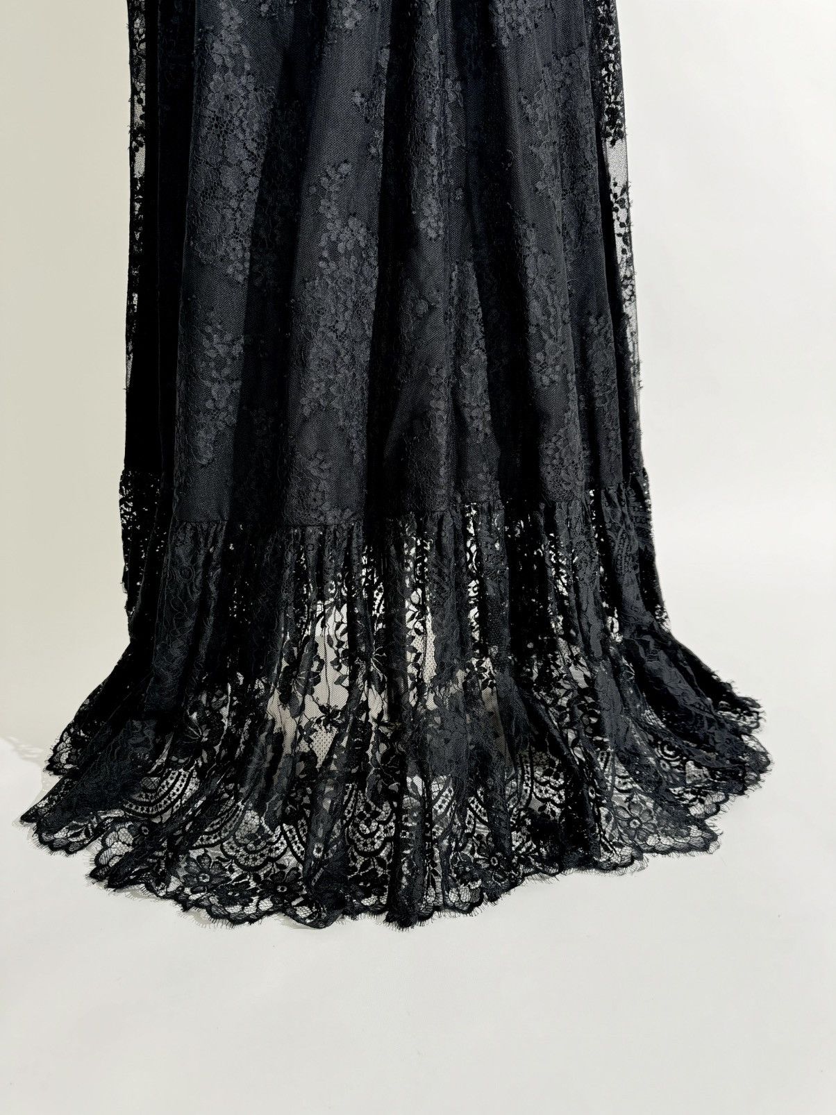 Zuhair Murad Brand New US 6-8 ZUHAIR MURAD Chantilly Lace Evening Gown Size M / US 6-8 / IT 42-44 - 7 Thumbnail