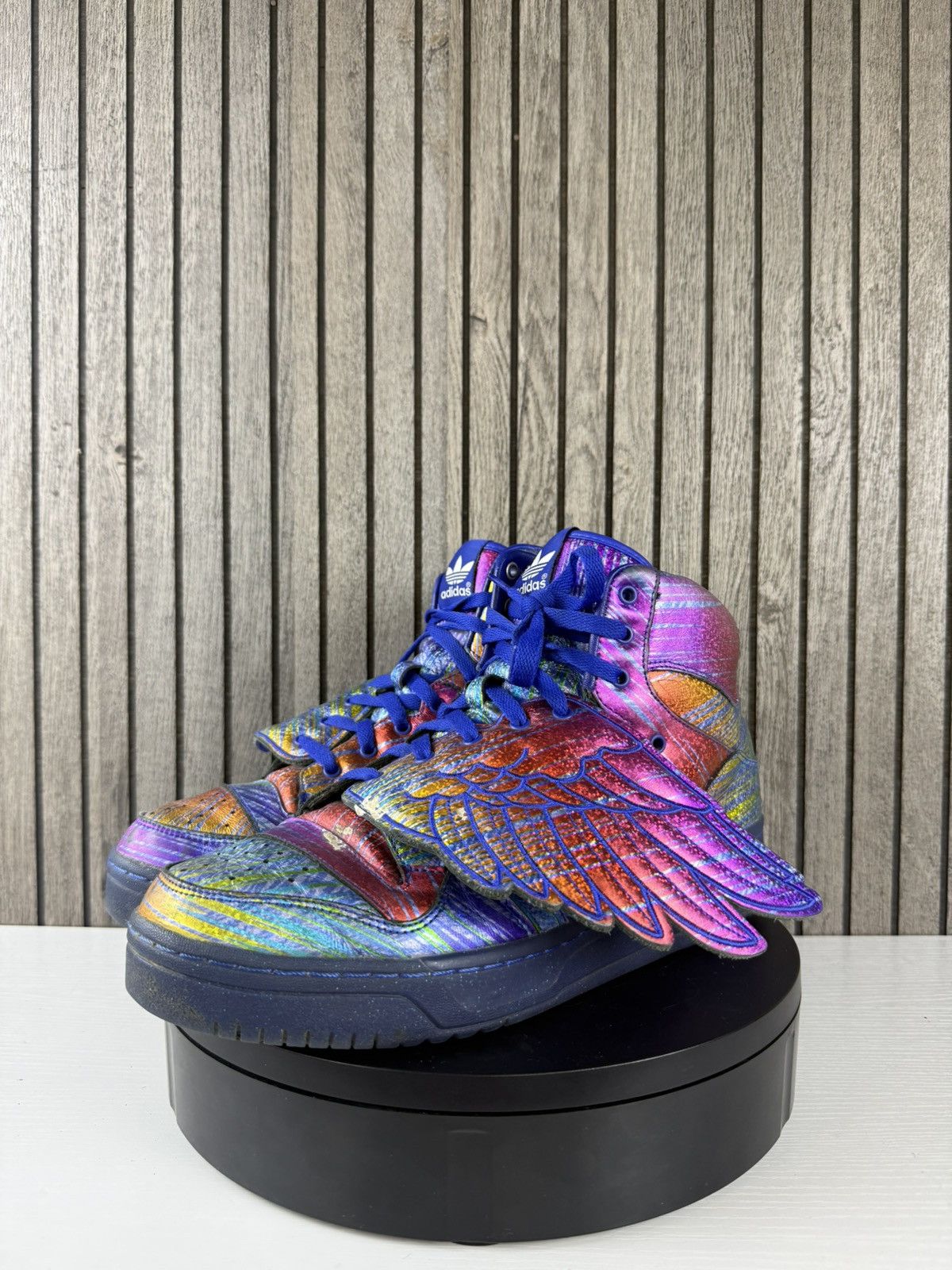 Adidas × Jeremy Scott Rare Adidas x Jeremy Scott Shark Fin Blue