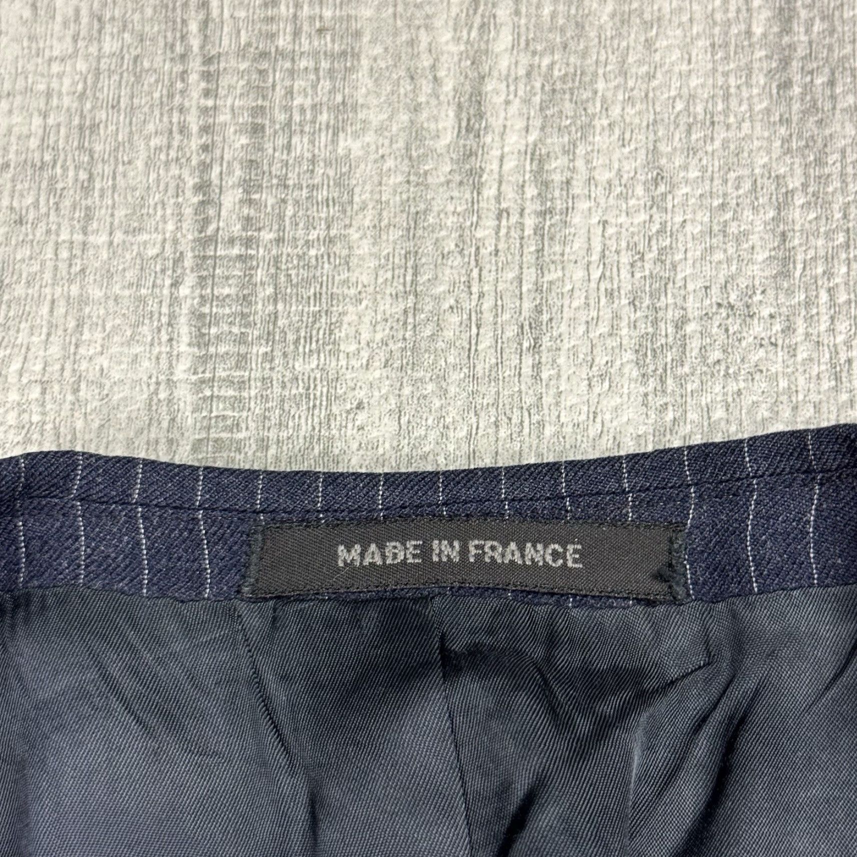 Yves Saint Laurent VINTAGE Yves Saint Laurent Blazer Wool Navy Blue Pinstripe 42 L Men Regular Wool Blazer Notch Lapel 2-Button Single-Breasted Double-Vented 90s Classic Size 42R - 4 Thumbnail
