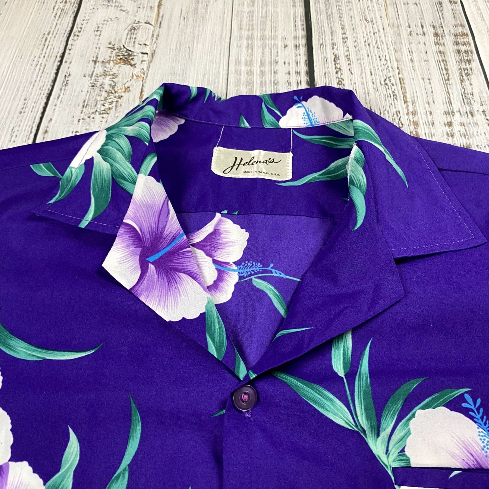 Vintage VINTAGE Helena's Hawaiian Shirt, Button-Up, Men’s L, Purple Floral Hibiscus, Handmade, 70s, Aloha Size US L / EU 52-54 / 3 - 2 Thumbnail