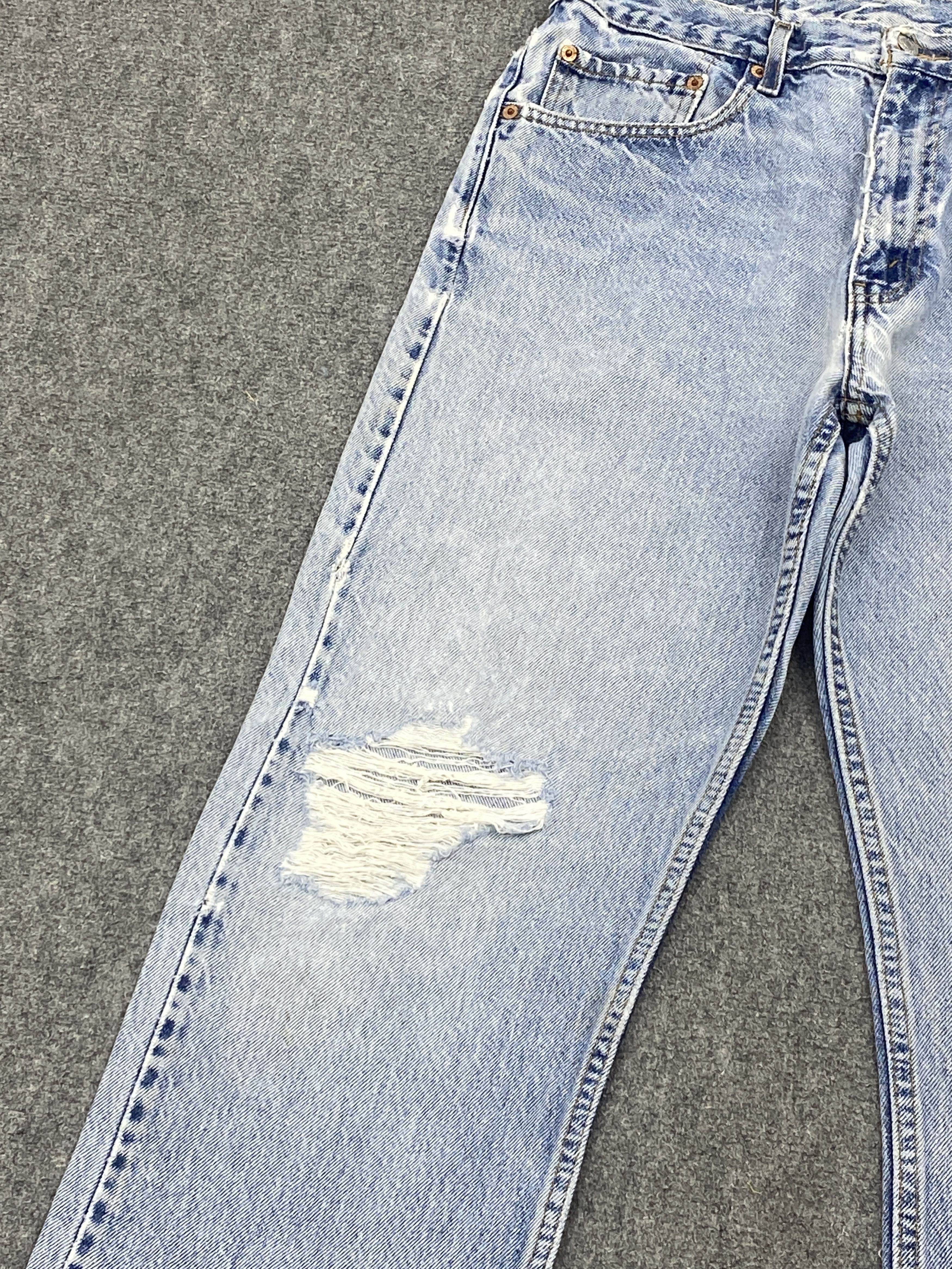 Levi's Vintage 90s Distressed Levis 505 Light Washed Jeans DP2655 Size US 32 / EU 48 - 11 Thumbnail