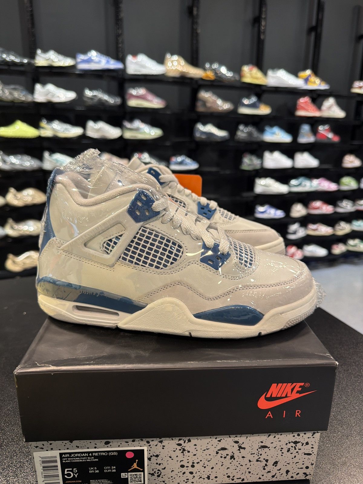 Jordan Brand Jordan 4 Military blue Size-5.5y Brand New Quick Shipping Size US 5.5 / EU 38 - 3 Thumbnail