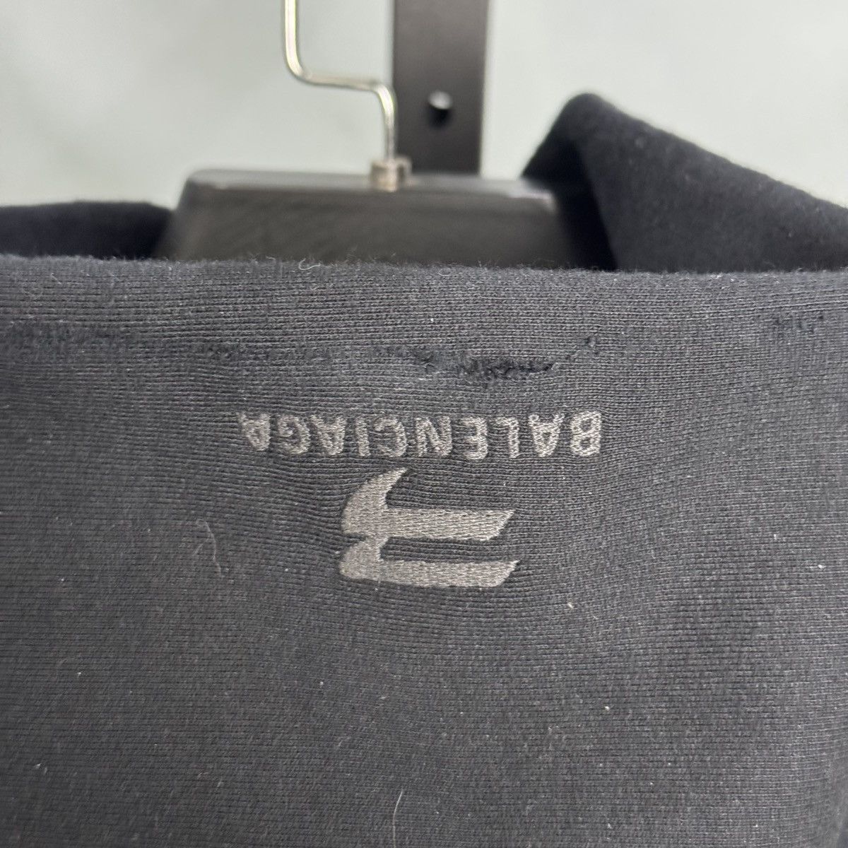 Balenciaga Balenciaga black bomber 23fw damage hooded zipper-DMC99 Size US XXS / EU 40 - 3 Thumbnail
