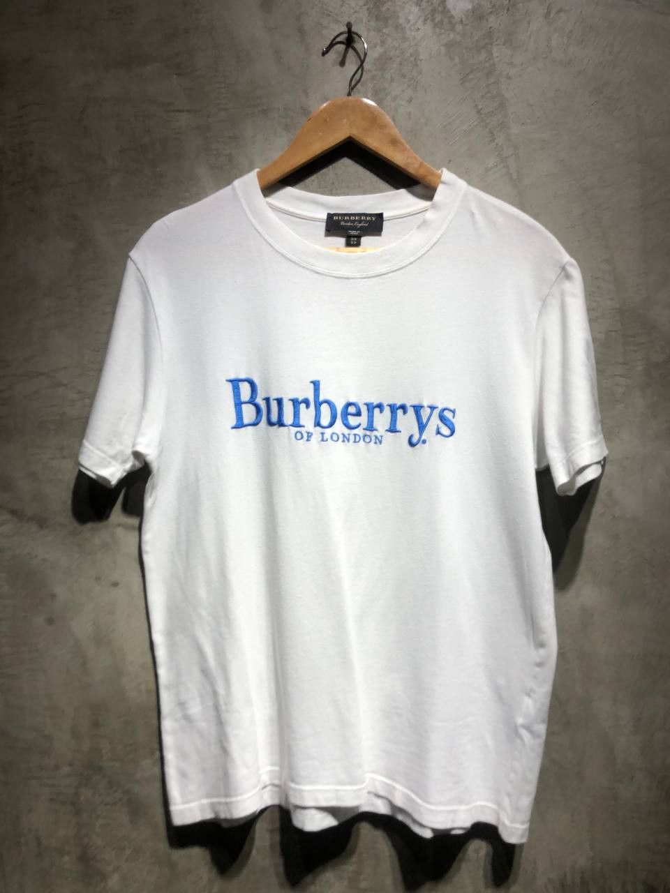 Burberry Burberry Spell out logo embroidered tee Size US M / EU 48-50 / 2 - 1 Thumbnail