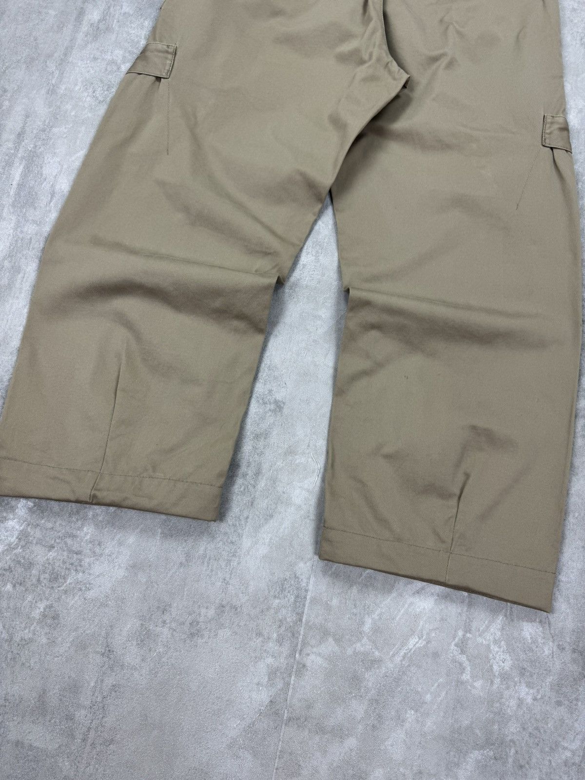 Dockers DOCKERS KHAKIS Pants Super RARE Vintage Cargo Mens size 38 Size US 38 / EU 54 - 6 Thumbnail