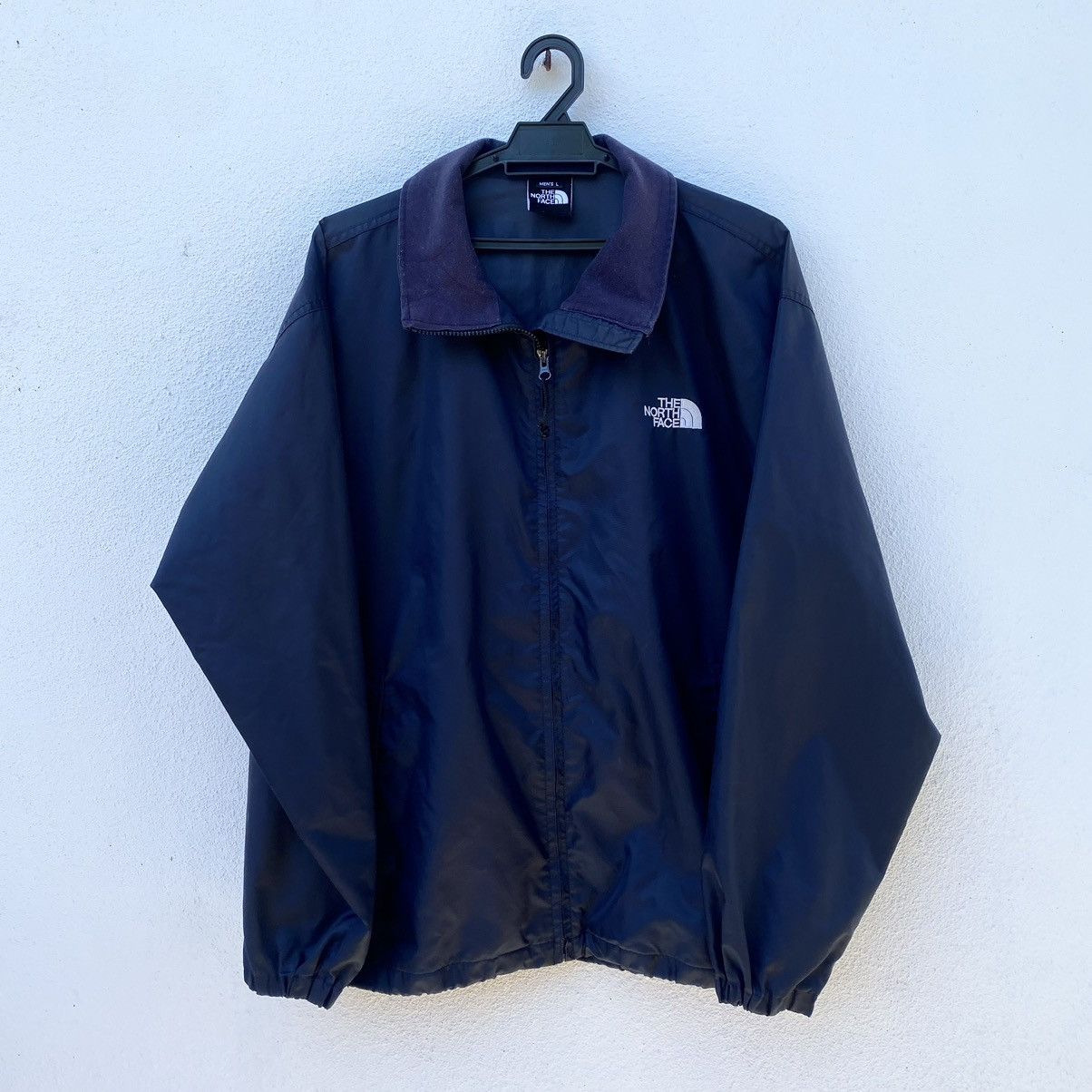 Other THE NORTH FACE Full Zipper Windbreaker Light Jacket Size US L / EU 52-54 / 3 - 1 Thumbnail