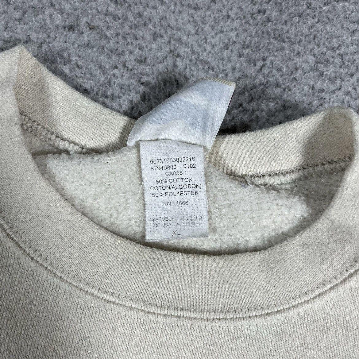 Vintage PFIZER Sweatshirt XL Vintage Crewneck Pharmaceutical Promo Size US XL / EU 56 / 4 - 4 Thumbnail