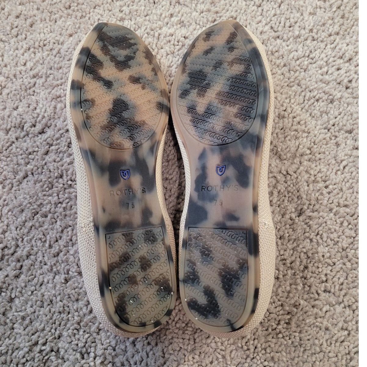Rothy's Rothy’s Ballet Flats 7.5 Rounded Toe V-Vamp Tan Neutral Size US 7.5 / IT 37.5 - 7 Thumbnail