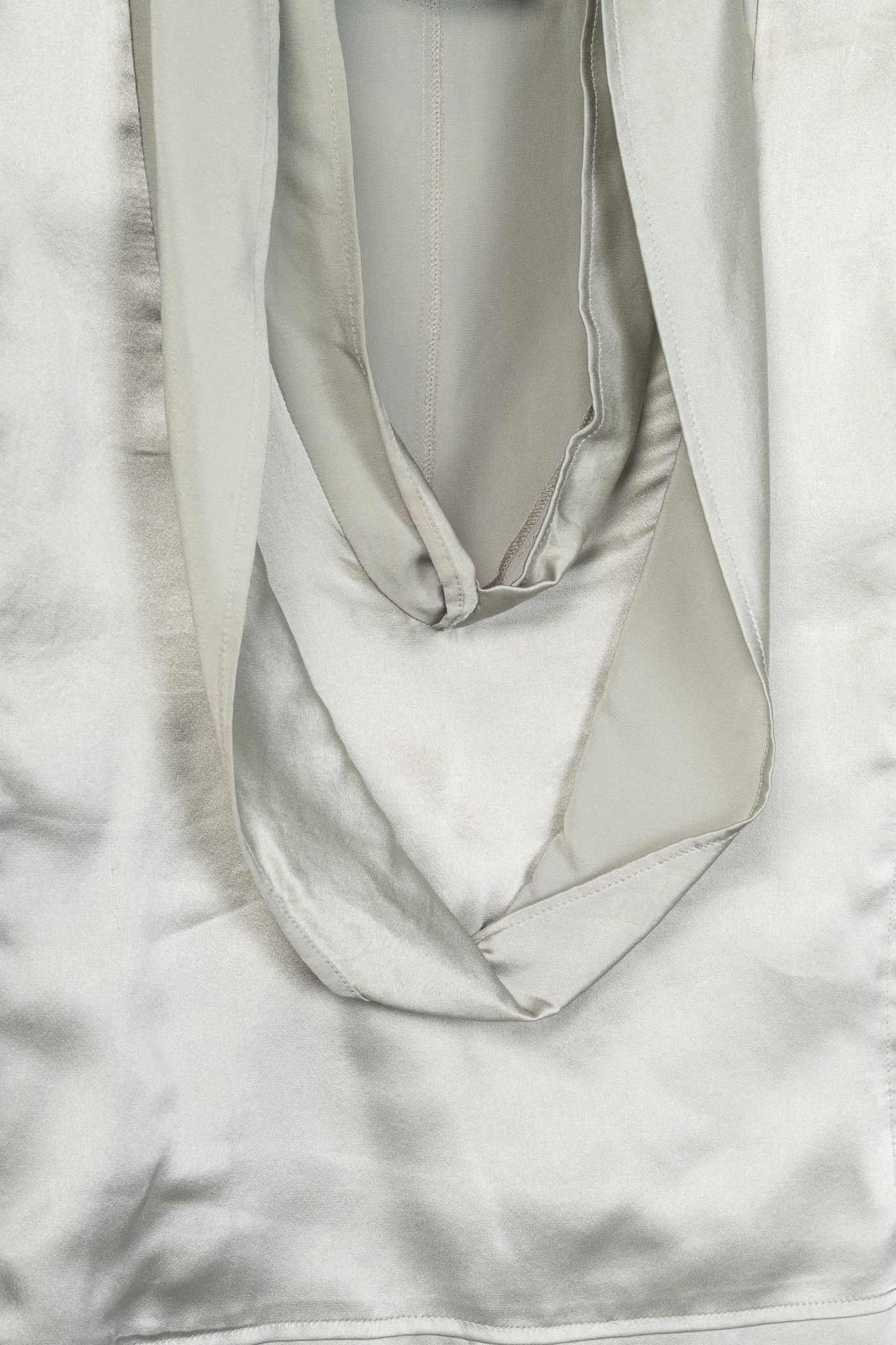Yves Saint Laurent Yves Saint Laurent SS09 Grey Silk-Charmeuse Cowl Blouse Size L / US 10 / IT 46 - 5 Thumbnail