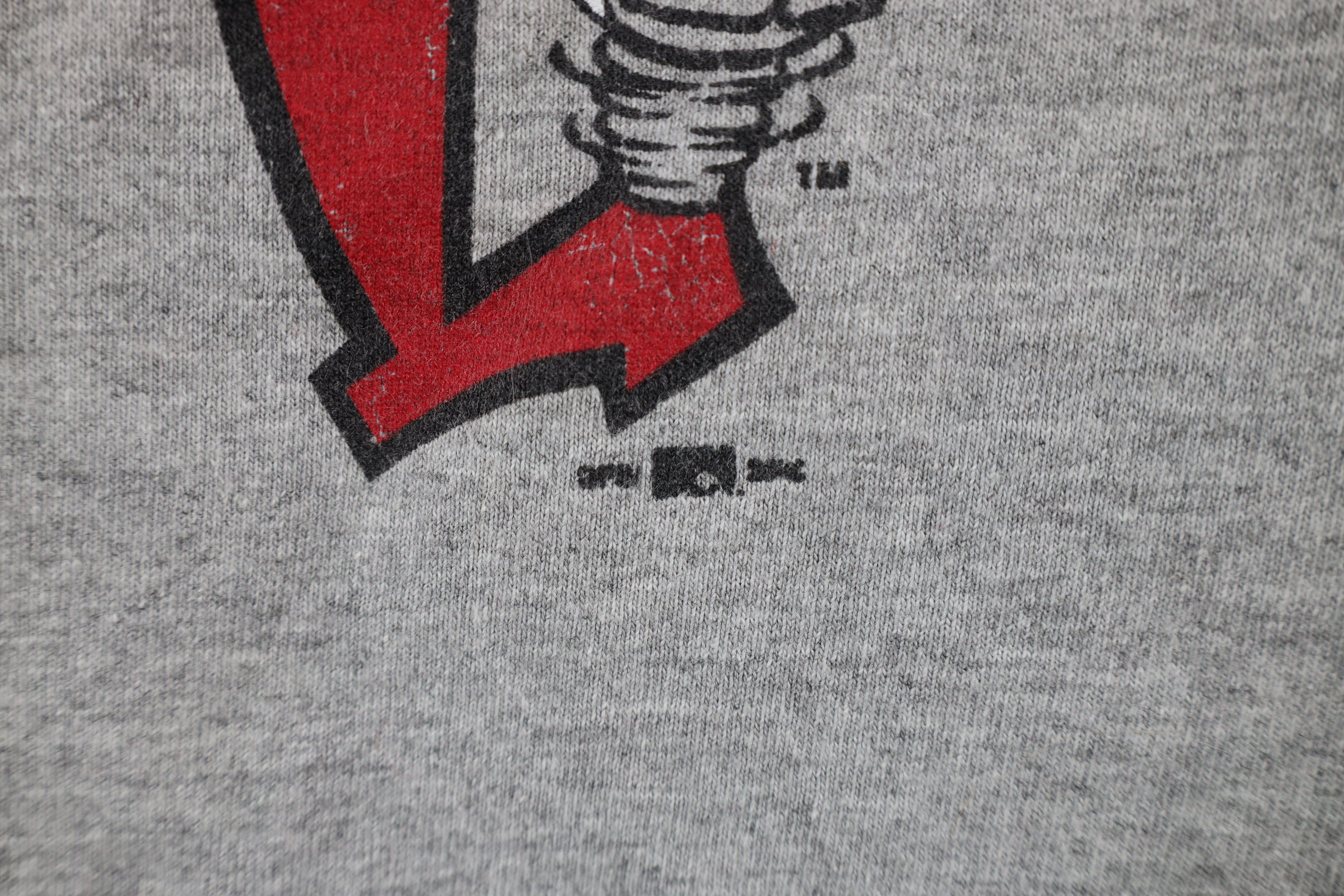 Vintage Vintage League Baseball Lansing Lugnuts Short Sleeve T-Shirt Size US L / EU 52-54 / 3 - 5 Thumbnail