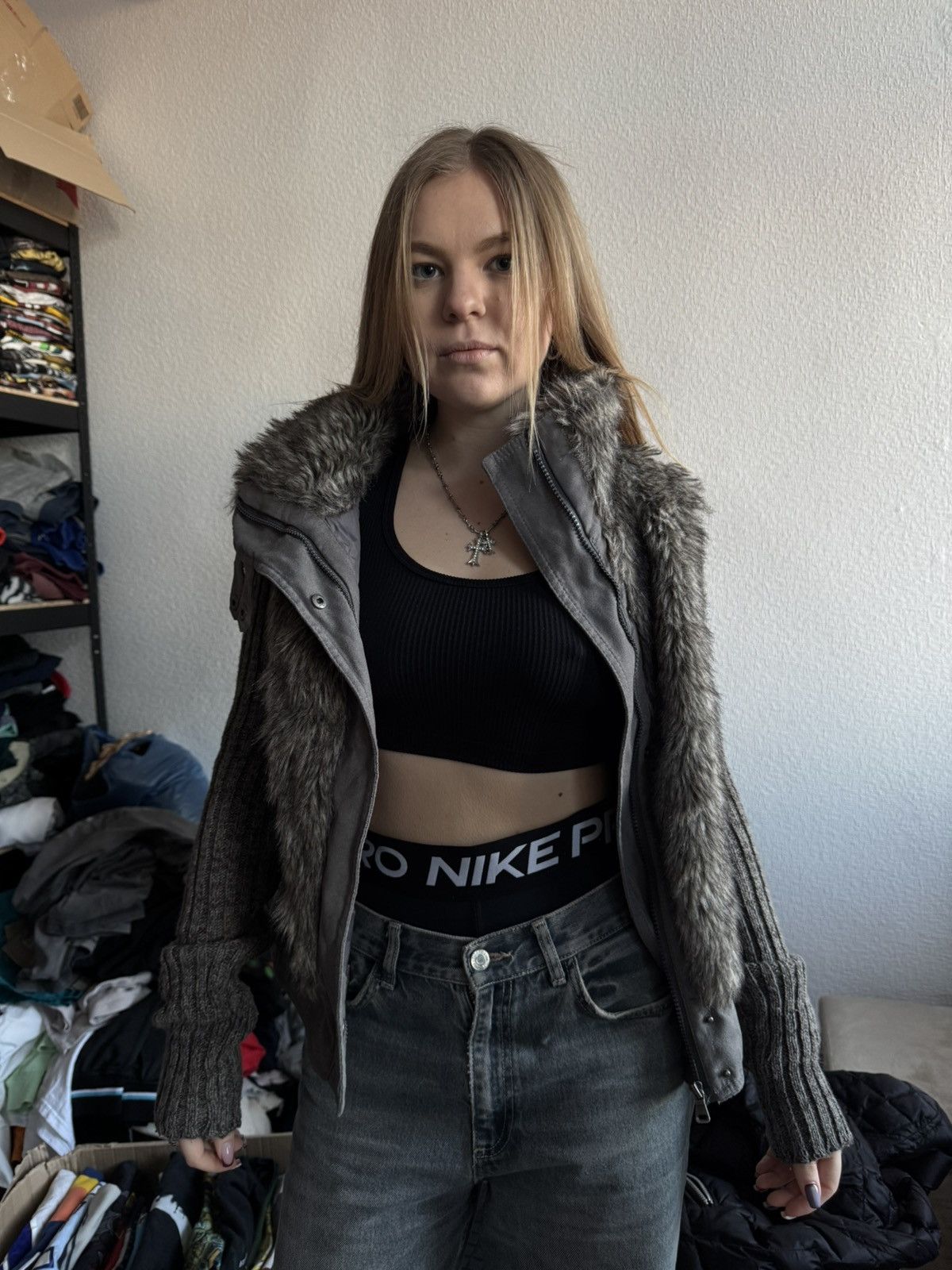 Japanese Brand 🔥Knitwear x Fur style Avant-garde wmns sweater Size M / US 6-8 / IT 42-44 - 3 Thumbnail