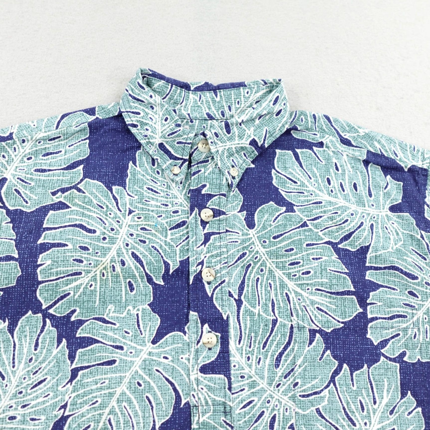 Hilo Hattie Hilo Hattie Hawaiian Shirt Mens Medium Blue Leaf Print Pullover Aloha Size US M / EU 48-50 / 2 - 2 Thumbnail