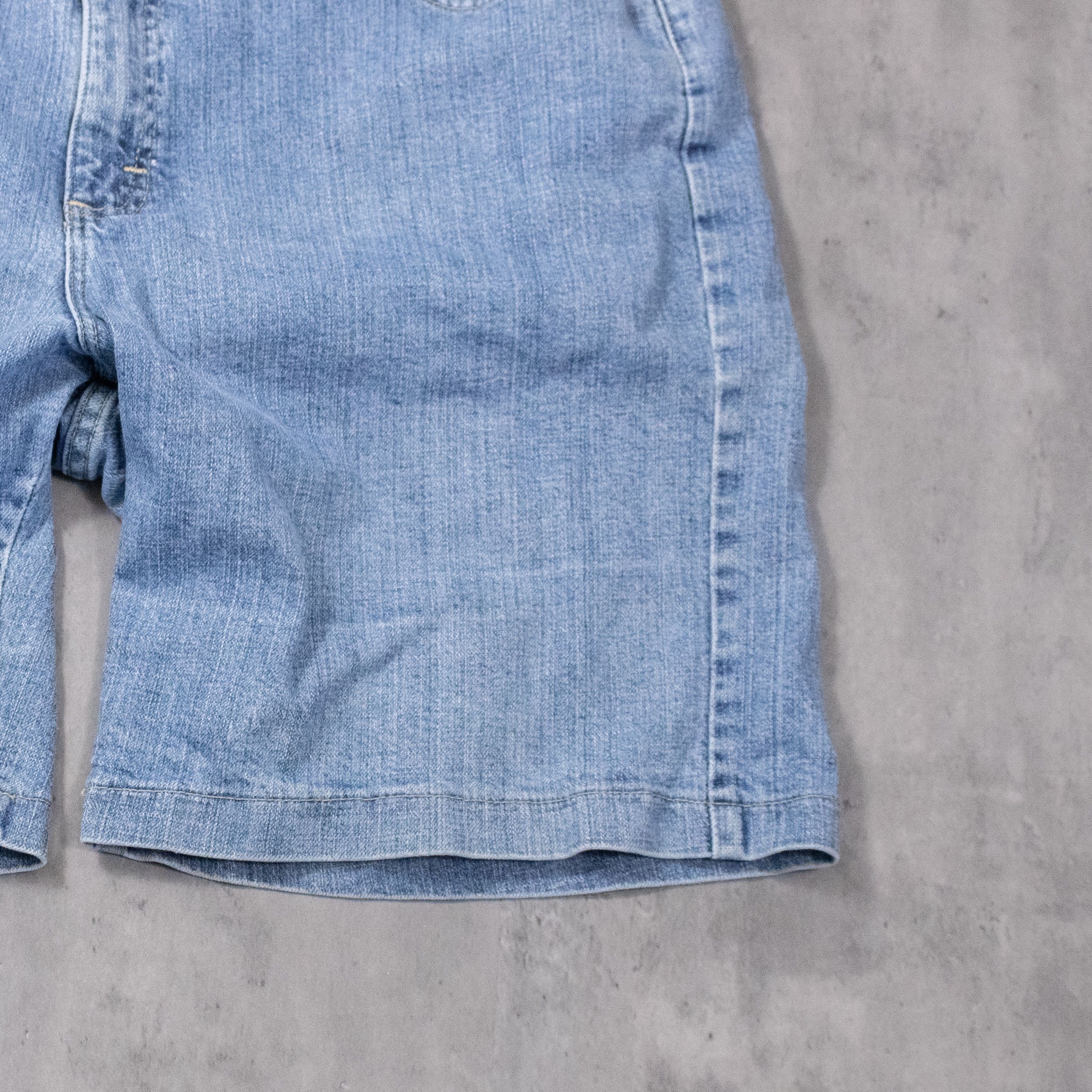 Lee Y2K 2000's Lee Rider Lightwash Baggy Fit Jorts Denim Shorts Size US 37 - 4 Thumbnail