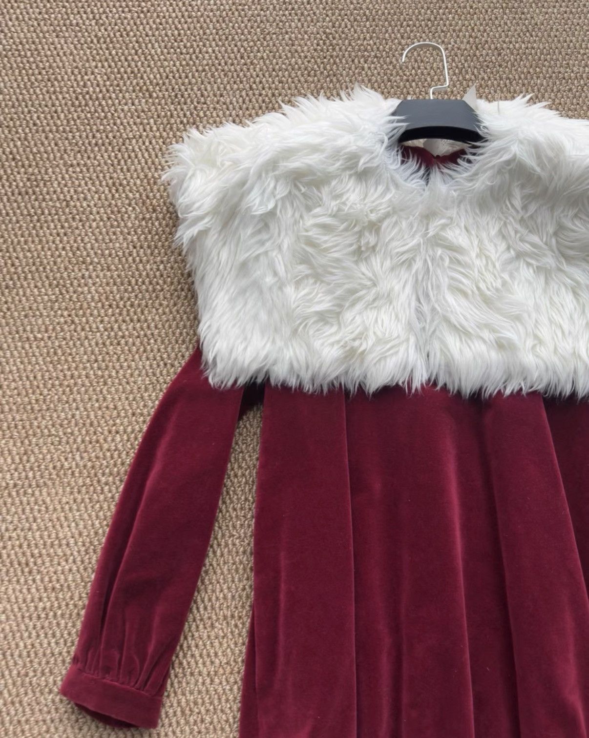Comme des Garcons COMME des GARÇONS Burgundy Velvet Furry Collar Dress K23 Size S / US 4 / IT 40 - 3 Thumbnail