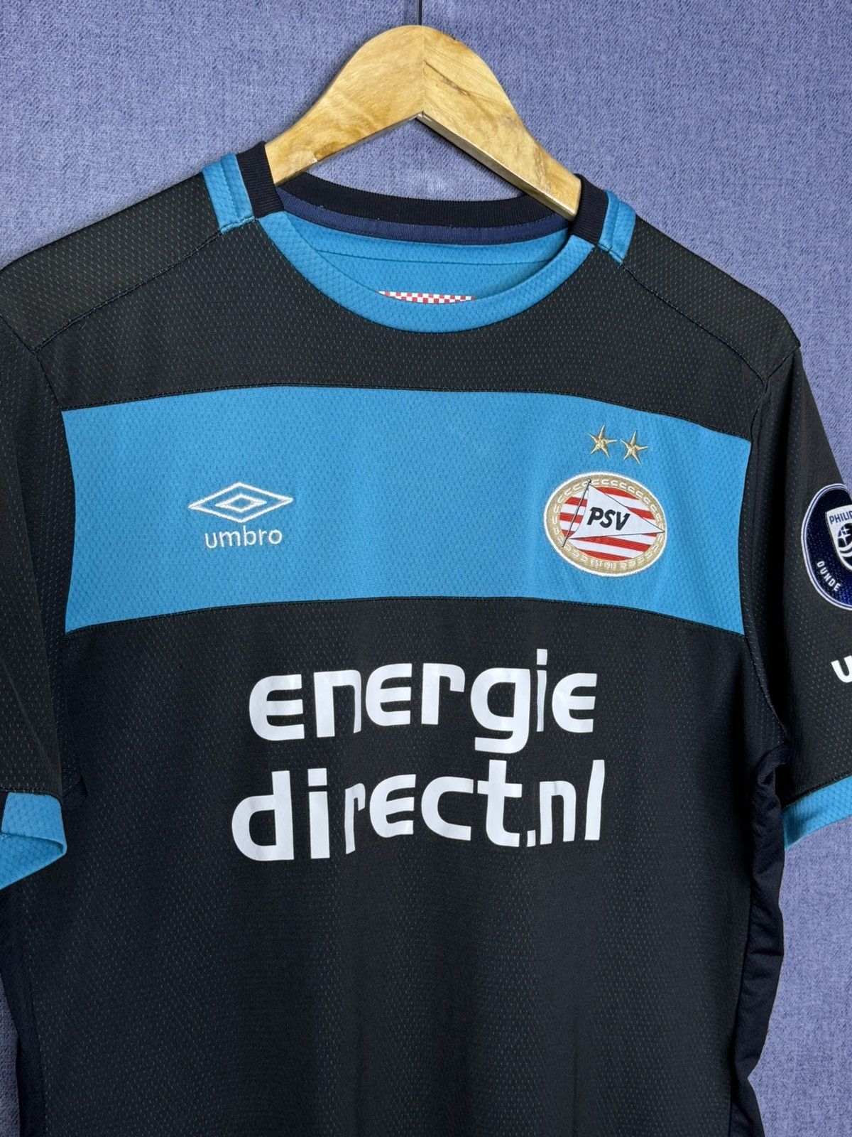 Umbro Umbro PSV Eindhoven Jersey 2016/2017 Away Football Shirt Size US M / EU 48-50 / 2 - 3 Thumbnail