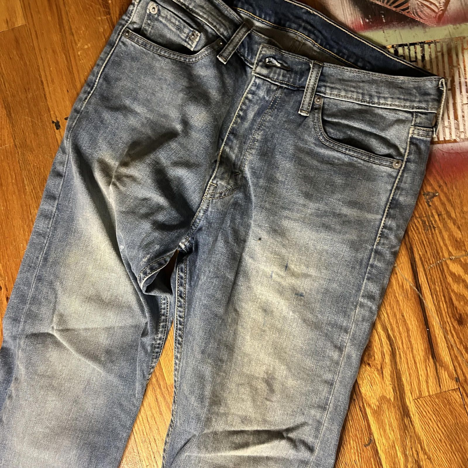 Levi's Classic Men's Denim Levis 513 Jeans - The Perfect Look Size US 31 - 2 Thumbnail
