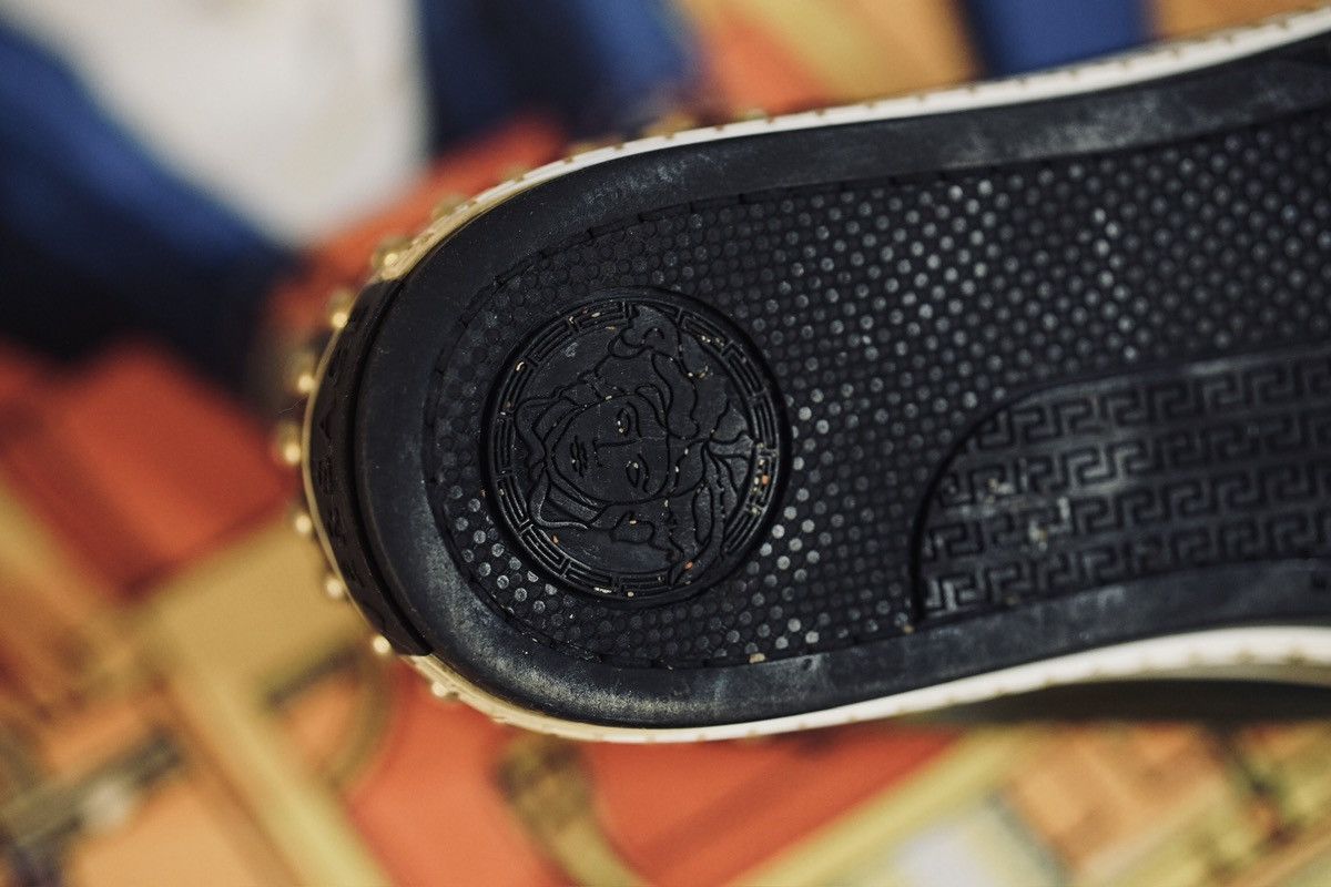 Versace Versace rivet casual shoes Size US 7 / EU 40 - 11 Thumbnail