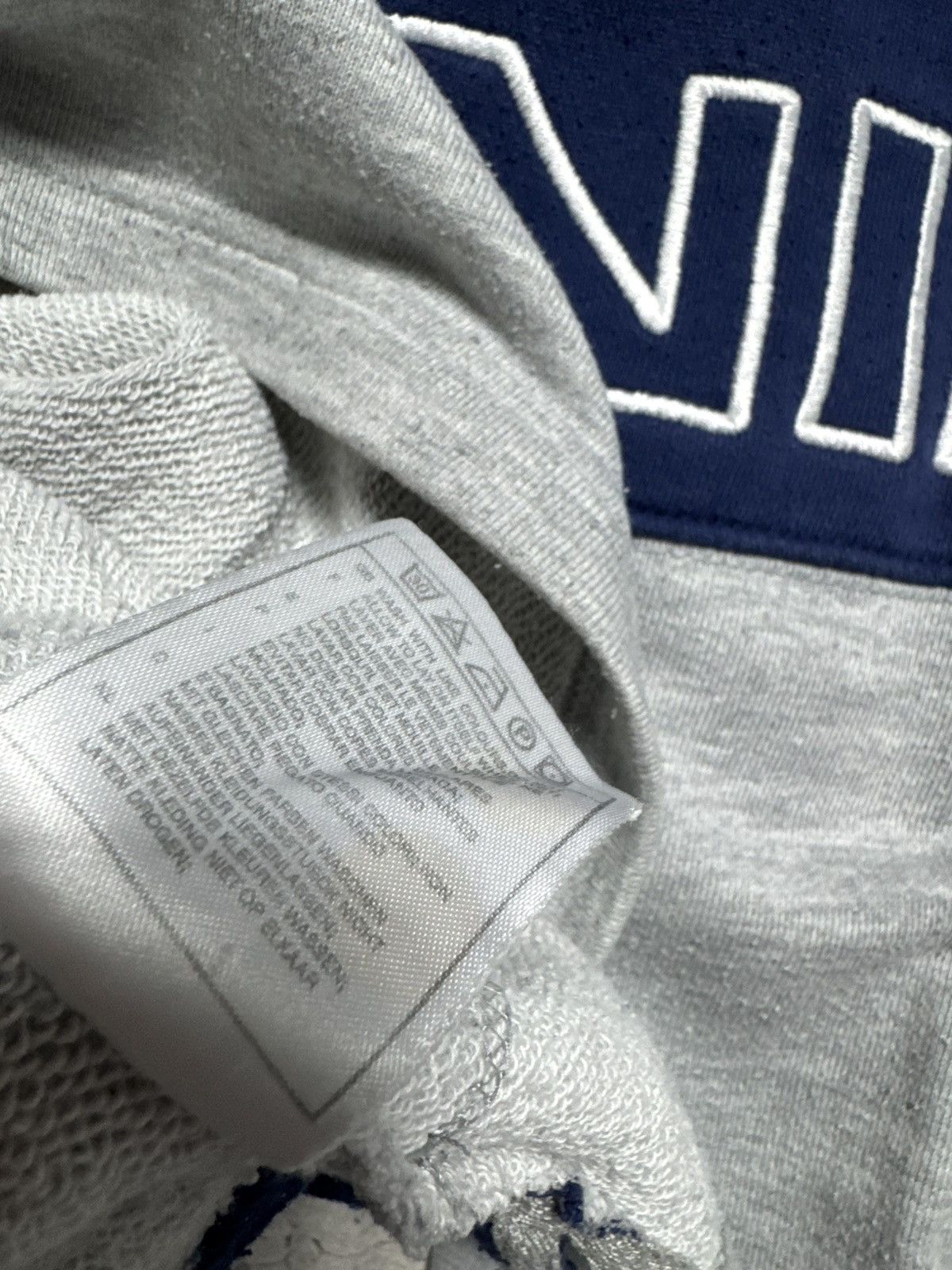 Nike Nike Vintage 90’s Sweatshirt Big Logo Swoosh Size S Size US S / EU 44-46 / 1 - 9 Thumbnail