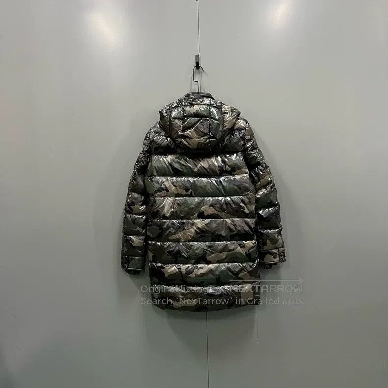 Valentino Valentino Camouflage down jacket Size US S / EU 44-46 / 1 - 2 Thumbnail