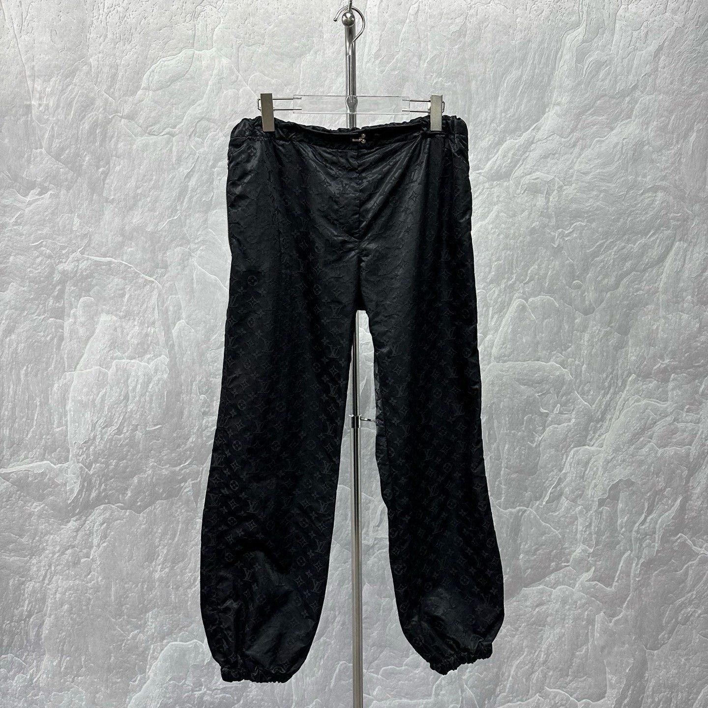 Louis Vuitton Louis Vuitton SS24 Monogram Jacquard Zip Pants Size US 36 / EU 52 - 1 Thumbnail