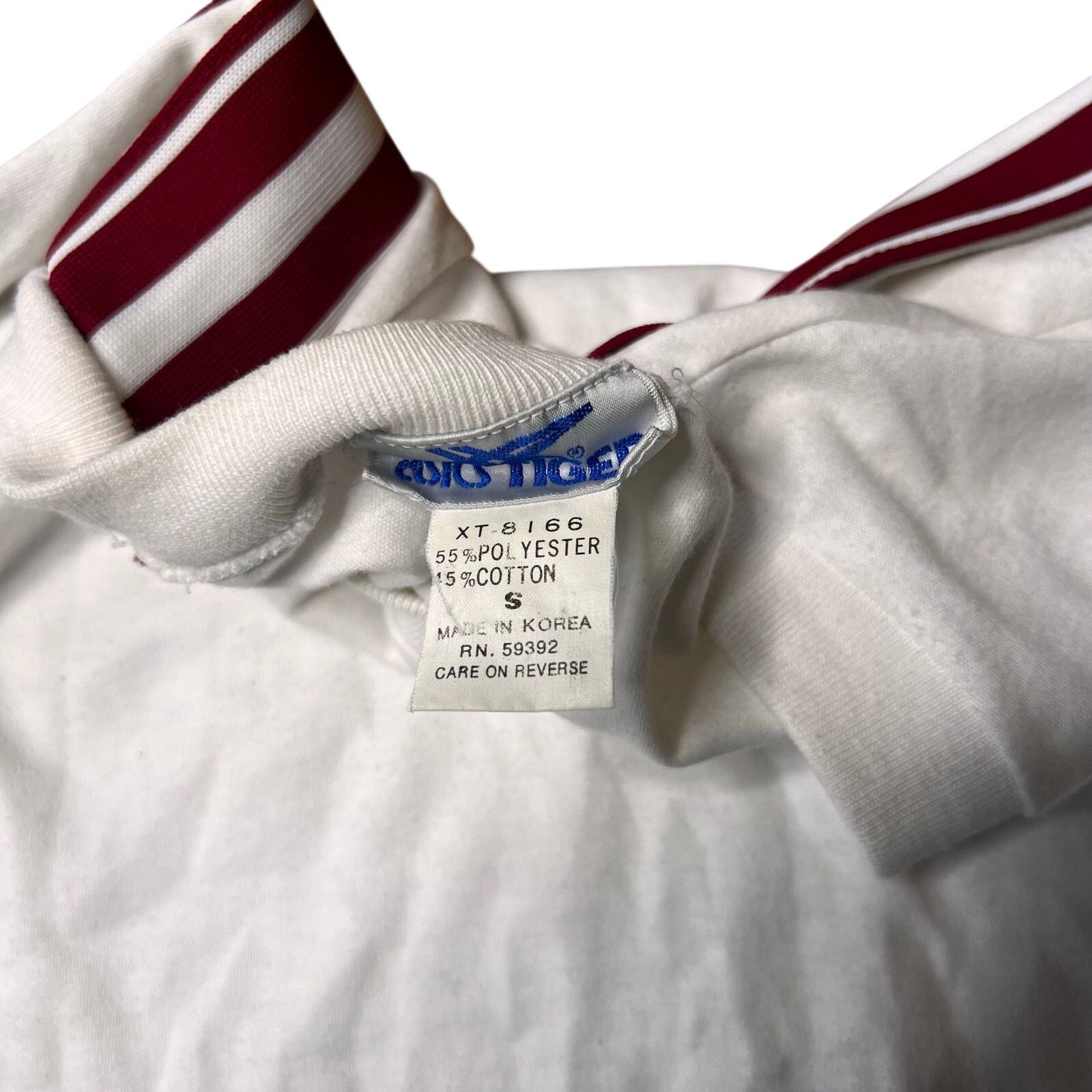 Asics Vintage 80s ASICS Tiger V Neck Shirt Small Size US S / EU 44-46 / 1 - 4 Thumbnail