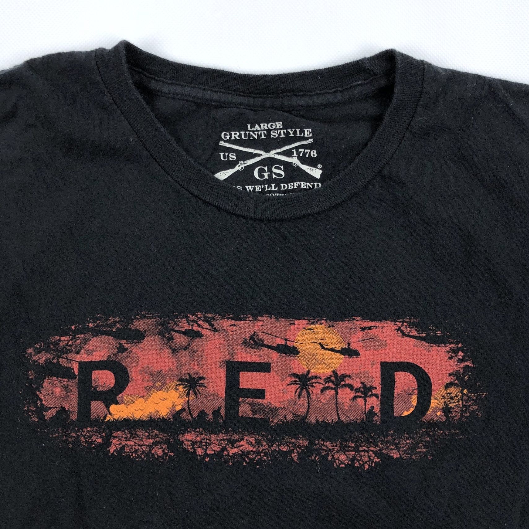 Vintage Grunt Style Men's L Black RED Sunset Helicopter Graphic T-Shirt Cotton Crew Shirt Size US L / EU 52-54 / 3 - 2 Thumbnail