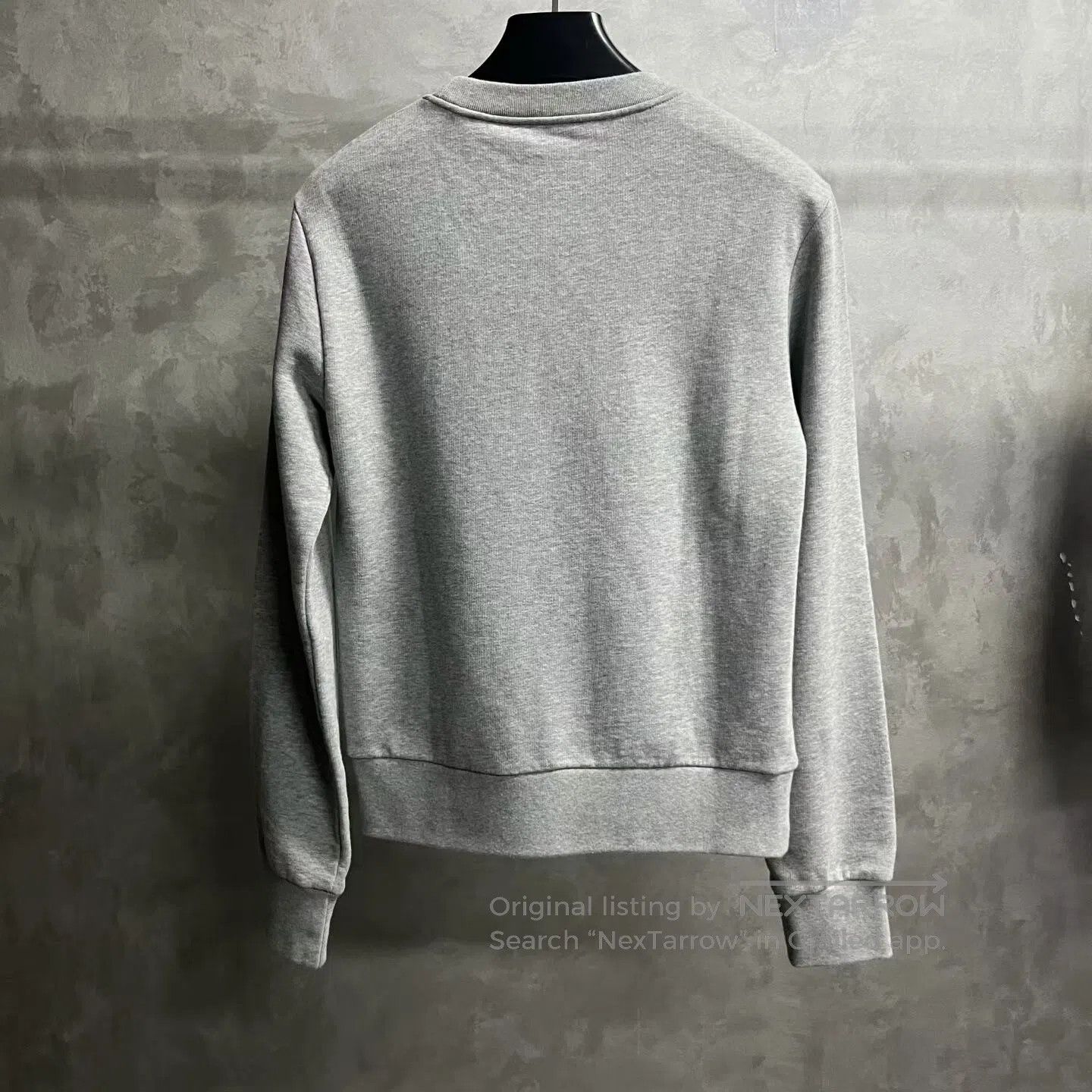Other Louis Vuitton Gray solid-color long-sleeved hoodie with ro Size US L / EU 52-54 / 3 - 6 Thumbnail