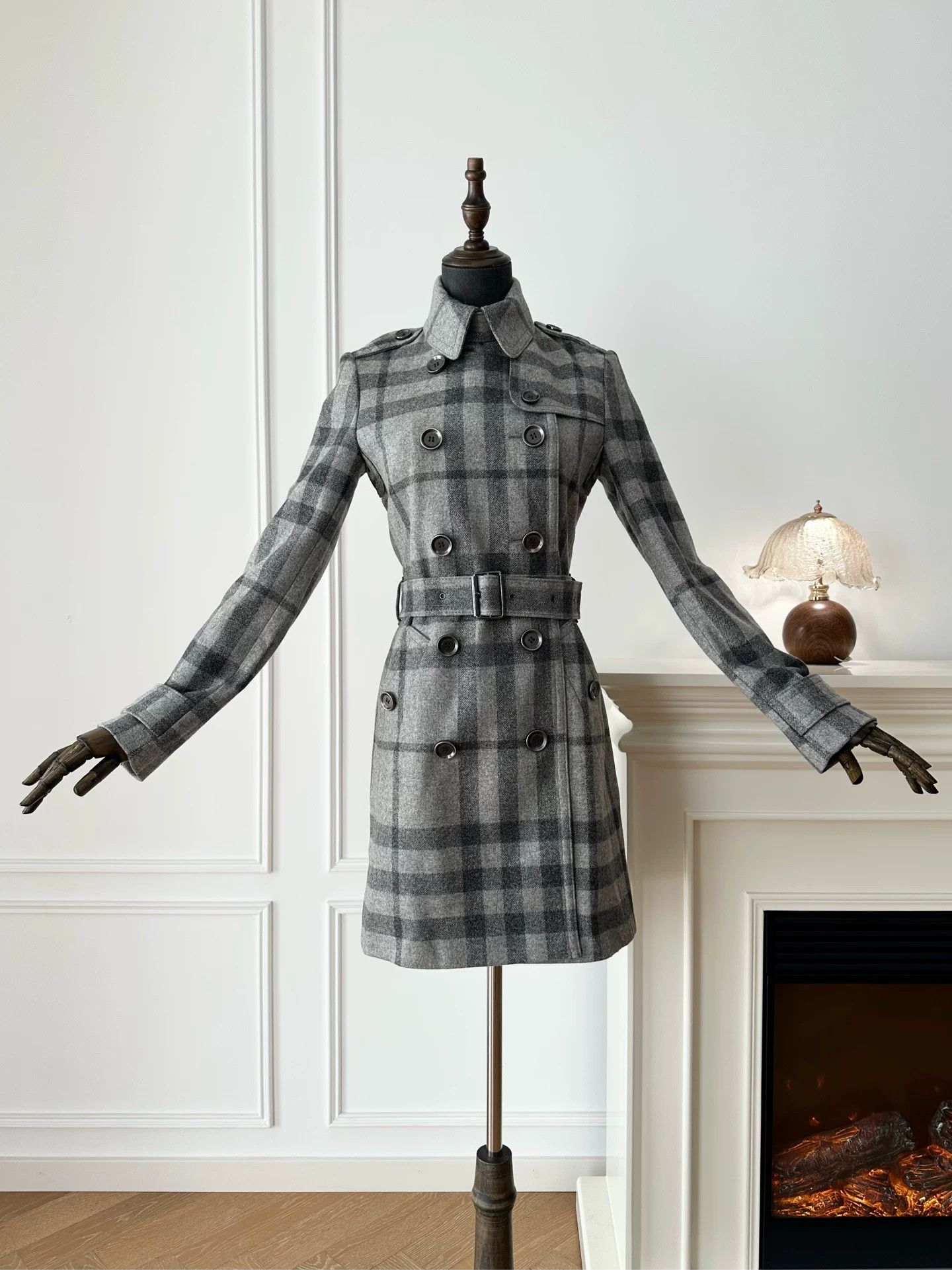 Burberry Burberry Women's Gray Wool Trench Coat Size US S / EU 44-46 / 1 - 1 Thumbnail