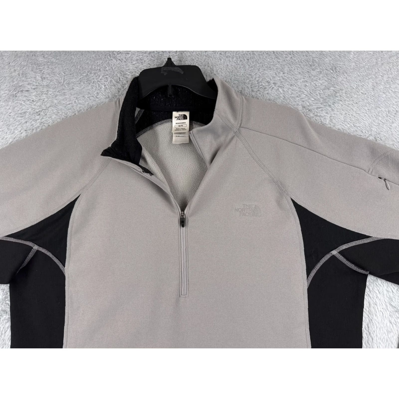 The North Face The North Face Sweater Men XL Gray Black Button Mock Neck Pullover Knit Polyester Vaporwick Casual, Travel, Workwear Mens Size US XL / EU 56 / 4 - 4 Thumbnail