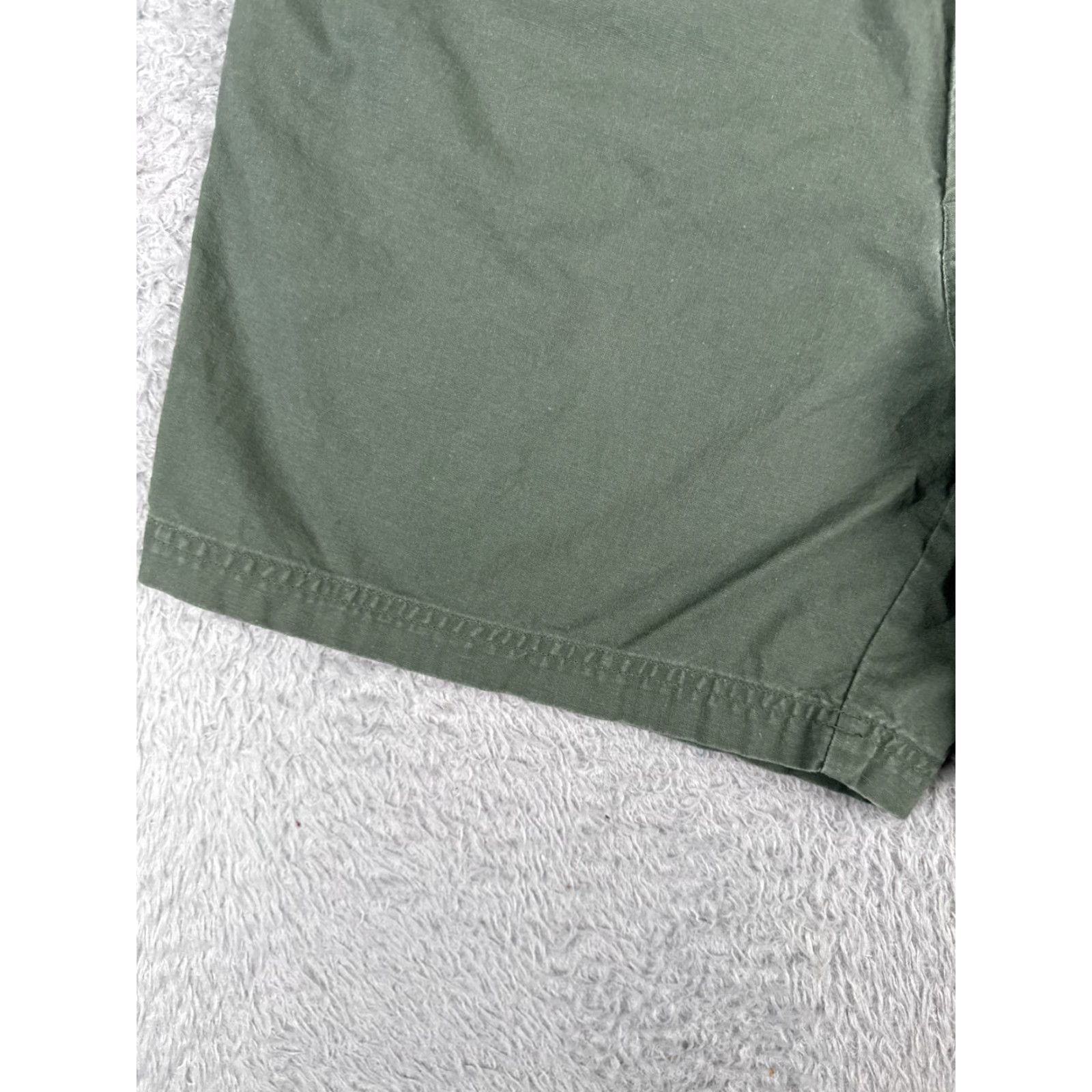 Vintage Vintage Columbia Women's Cargo Shorts 10 Green Chino Pleated 100% Cotton Hiking Casual Travel Size 32" / US 10 / IT 46 - 3 Thumbnail