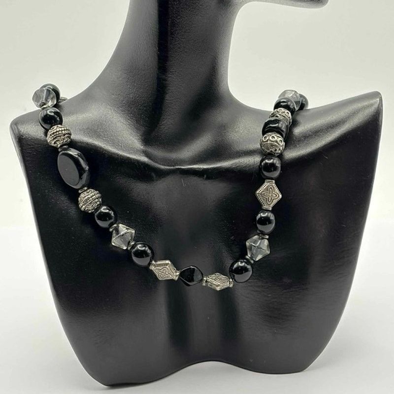 Other Silver & Black Beaded Necklace Size ONE SIZE - 1 Thumbnail
