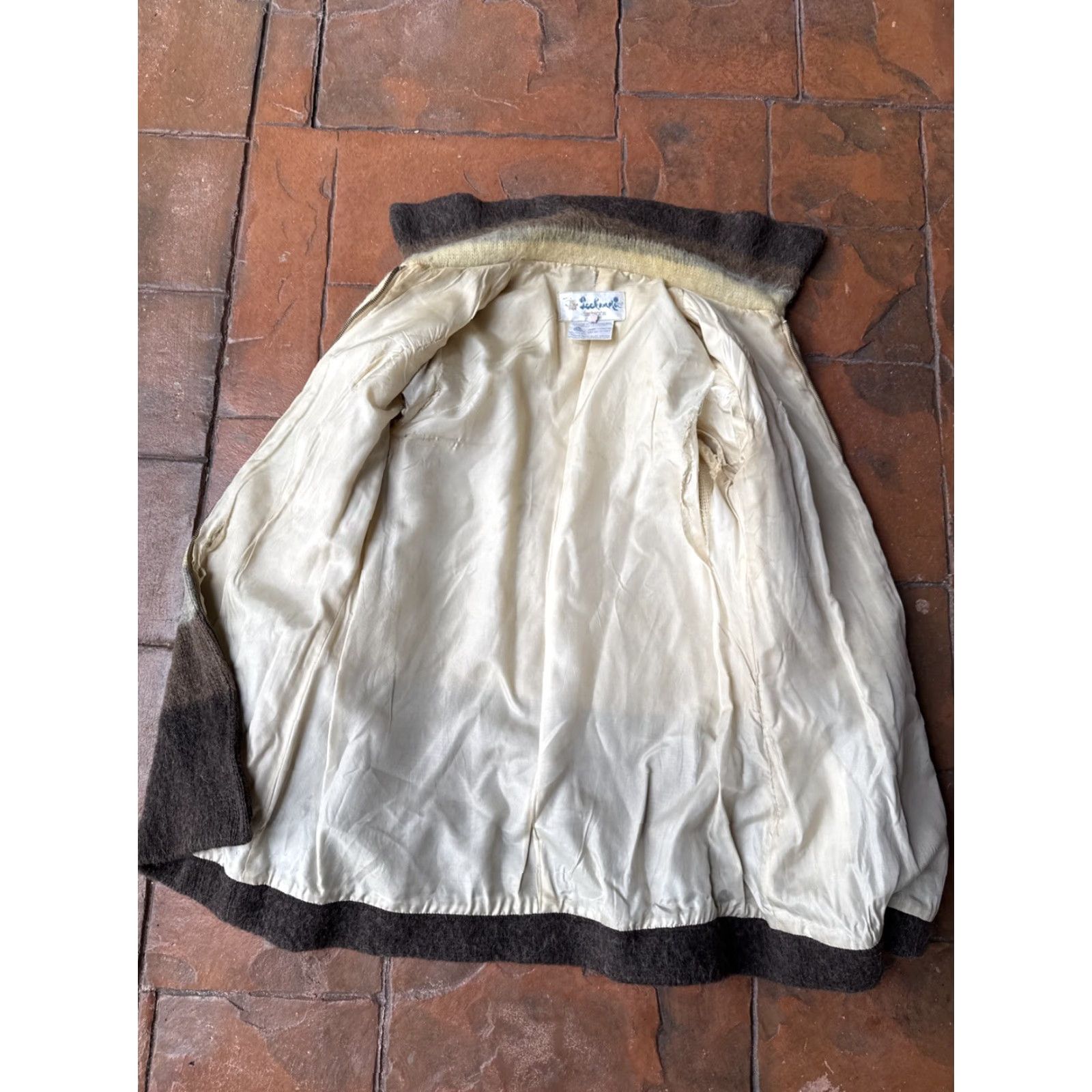 Vintage VINTAGE Iceland Fashions Sheep Wool Full Zip Jacket Women’s Medium Pure Size M / US 6-8 / IT 42-44 - 4 Thumbnail