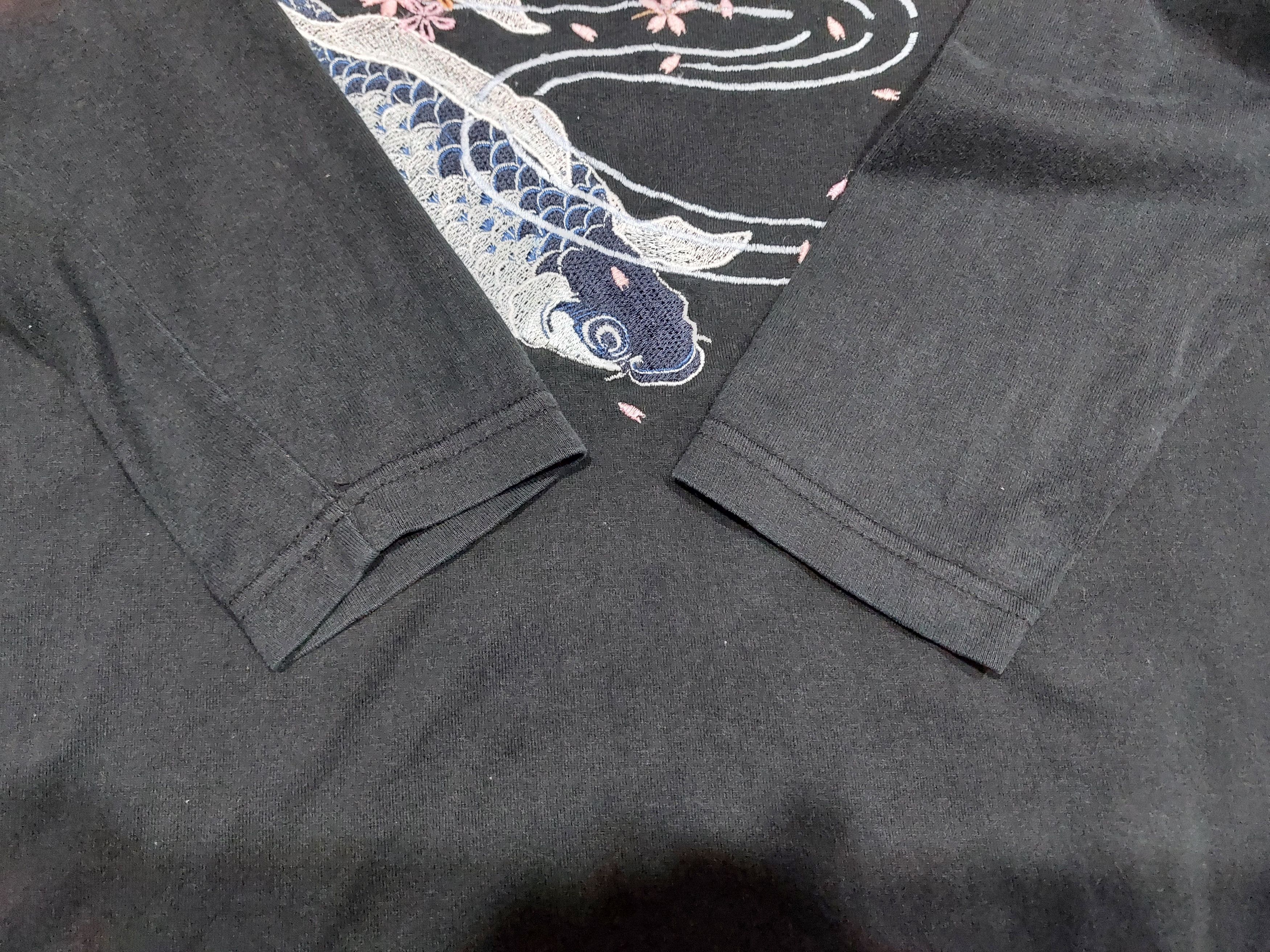 If Six Was Nine × Le Grande Bleu (L.G.B.) SUKAJAN.LONG SLEEVE T EMBROIDERY FISH KOI DESIGN Size US M / EU 48-50 / 2 - 8 Thumbnail