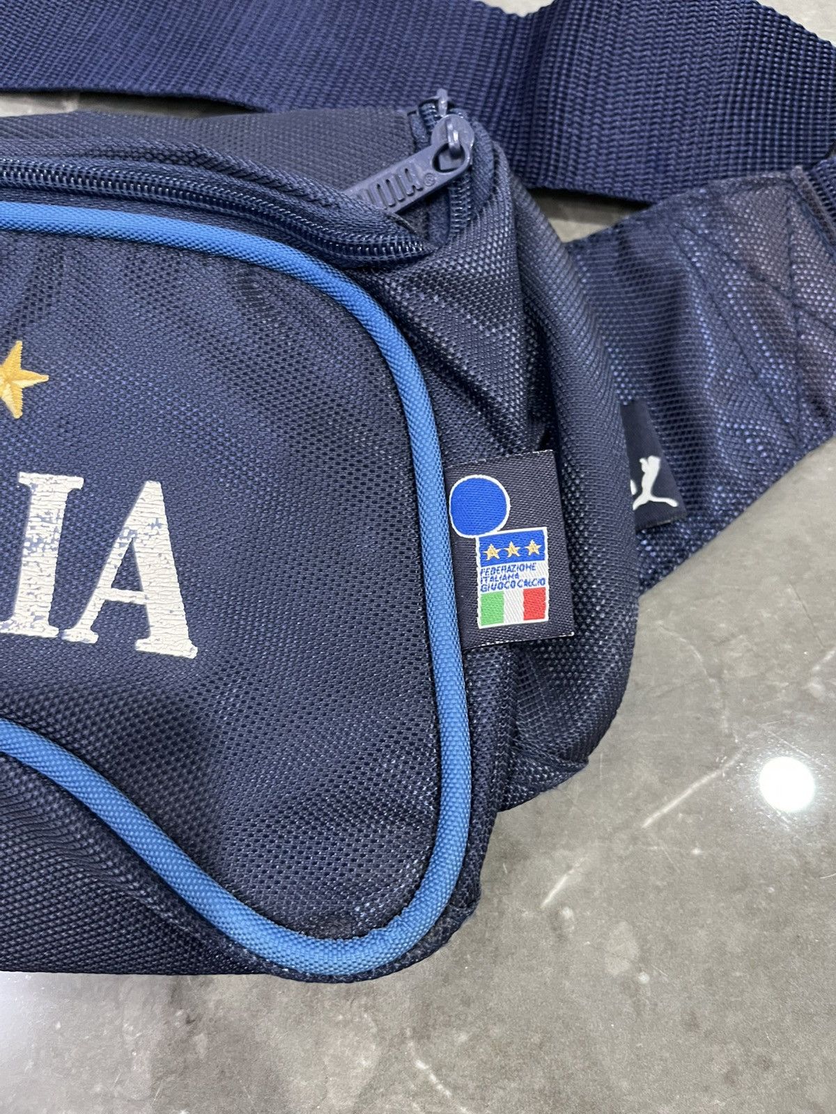 Neil Barrett × Puma Neil Barrett puma italy champions 2006 waist bag Size ONE SIZE - 5 Thumbnail
