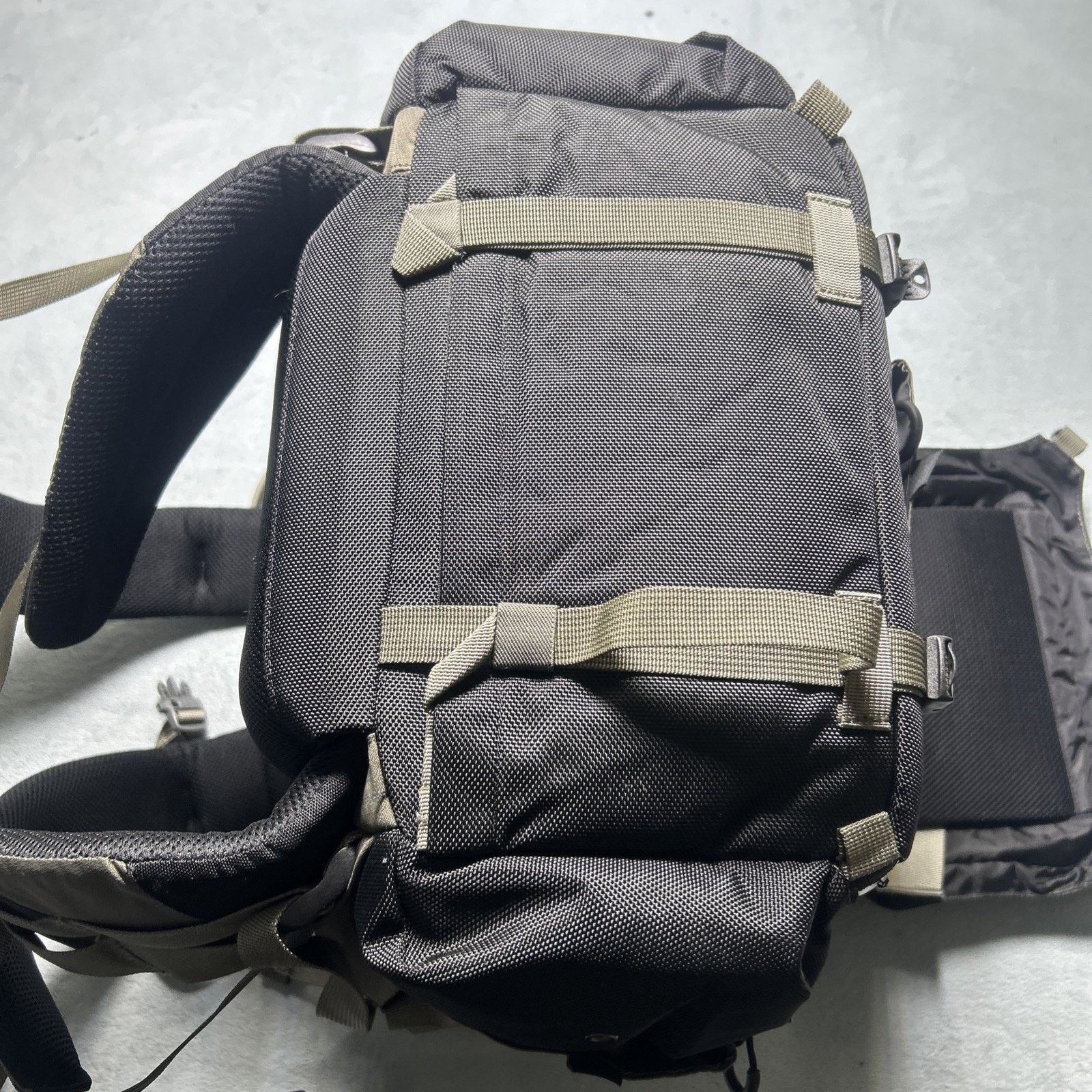 Lowepro Pro Trekker 300 AW SLR Camera Bag Backpack Hydration